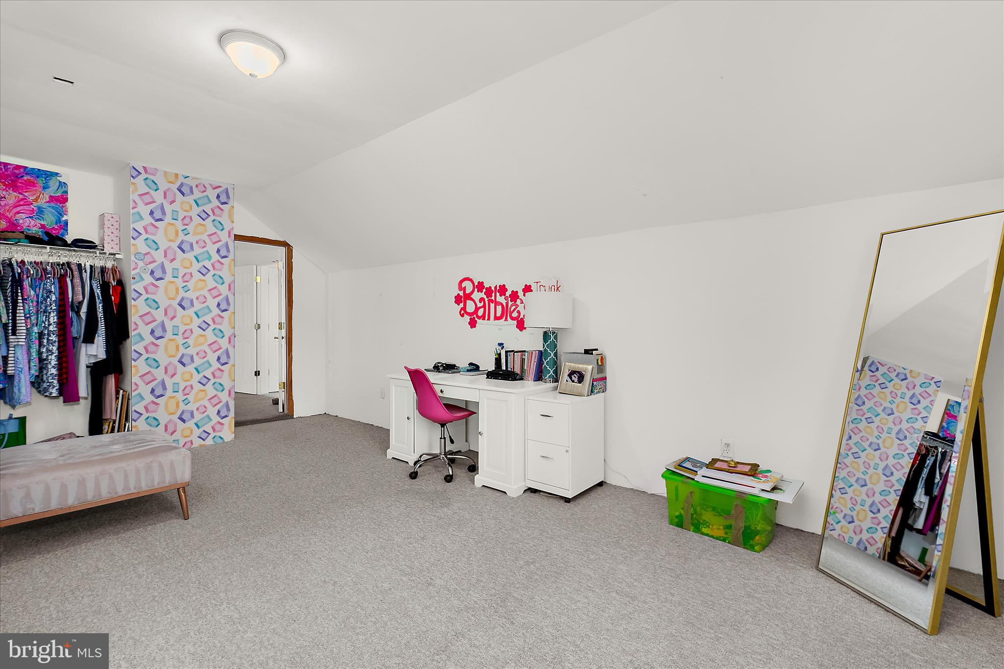 CLOVERFIELDS - Residential
