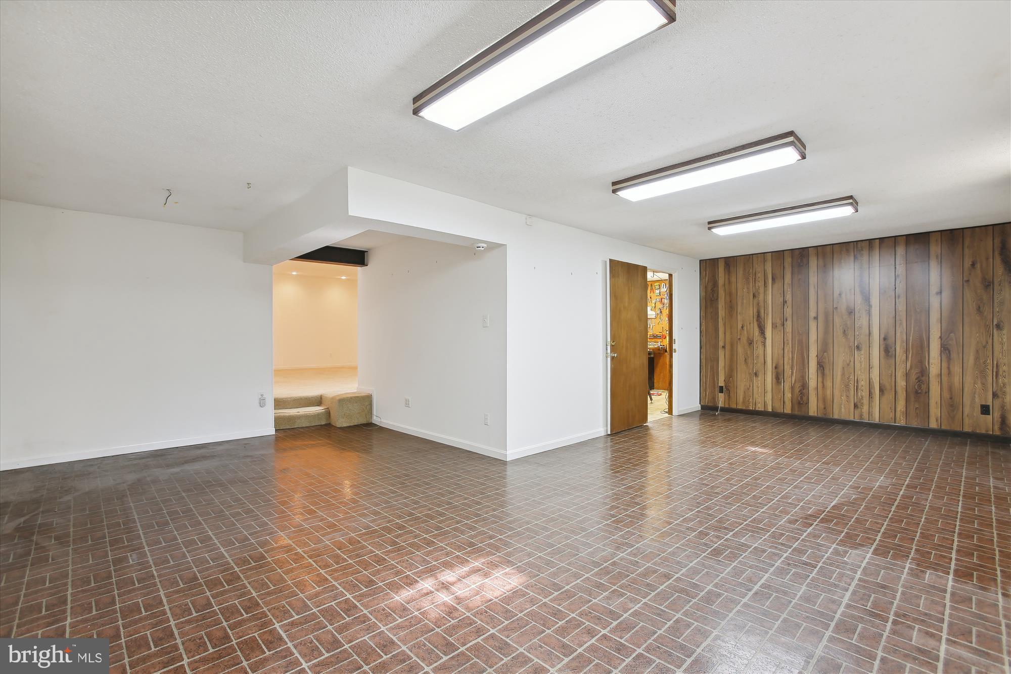 MILLER HEIGHTS - Residential