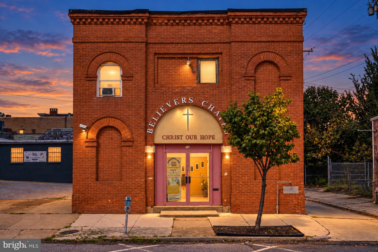12 22ND STREET