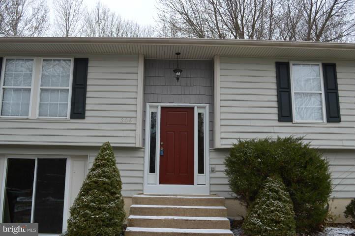 OAKRIDGE / COUNTRY RIDGE - Residential