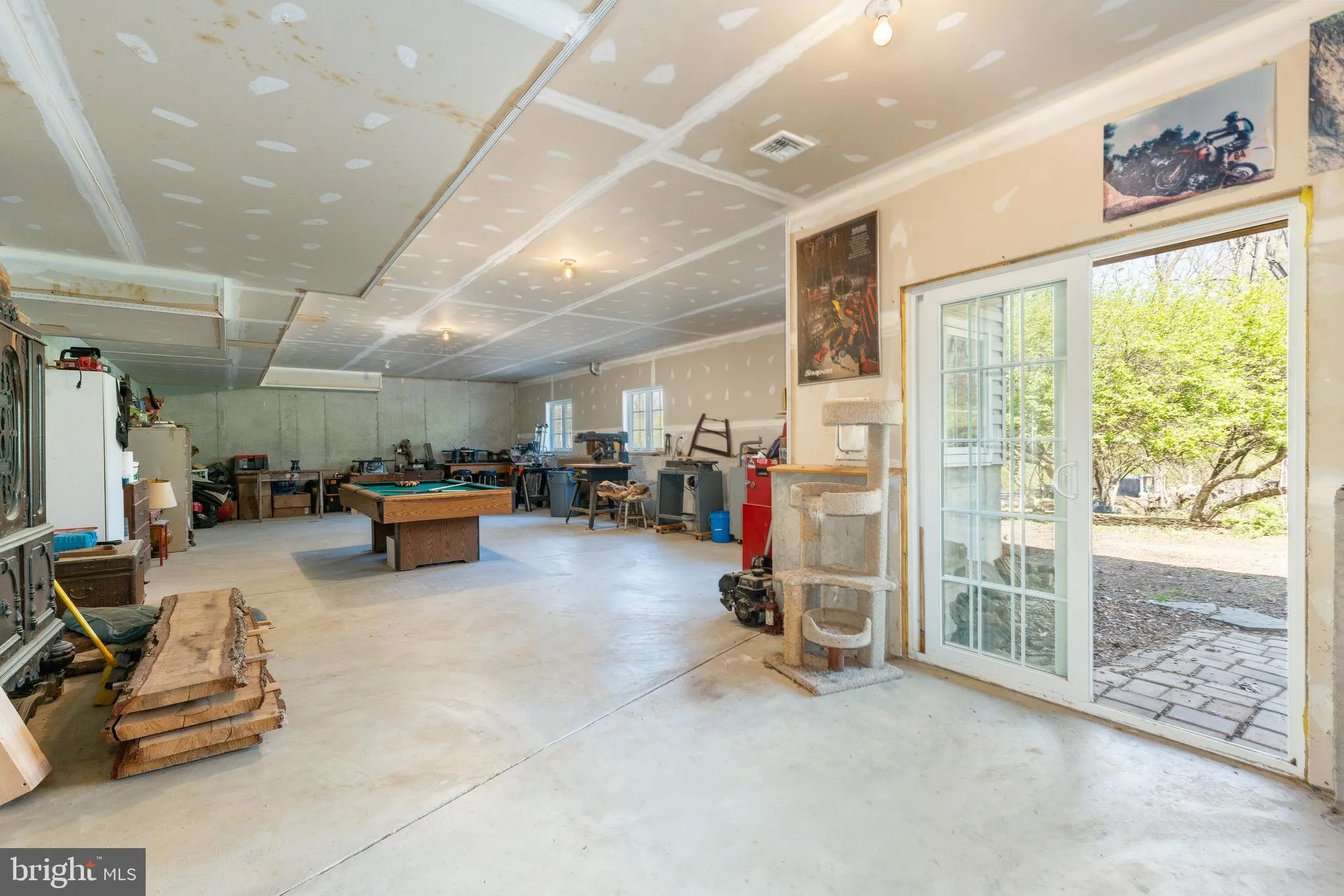 West Chester, Pennsylvania 19380, United States, 3 Bedrooms Bedrooms, ,3 BathroomsBathrooms,Residential,Contingent,111972