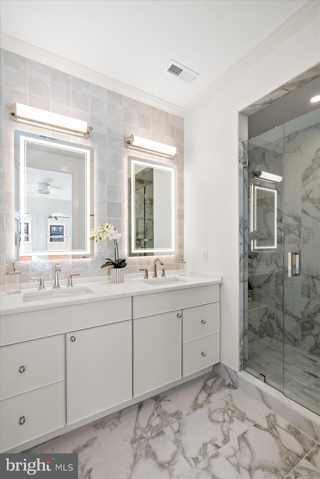 OLD TOWN - Residential