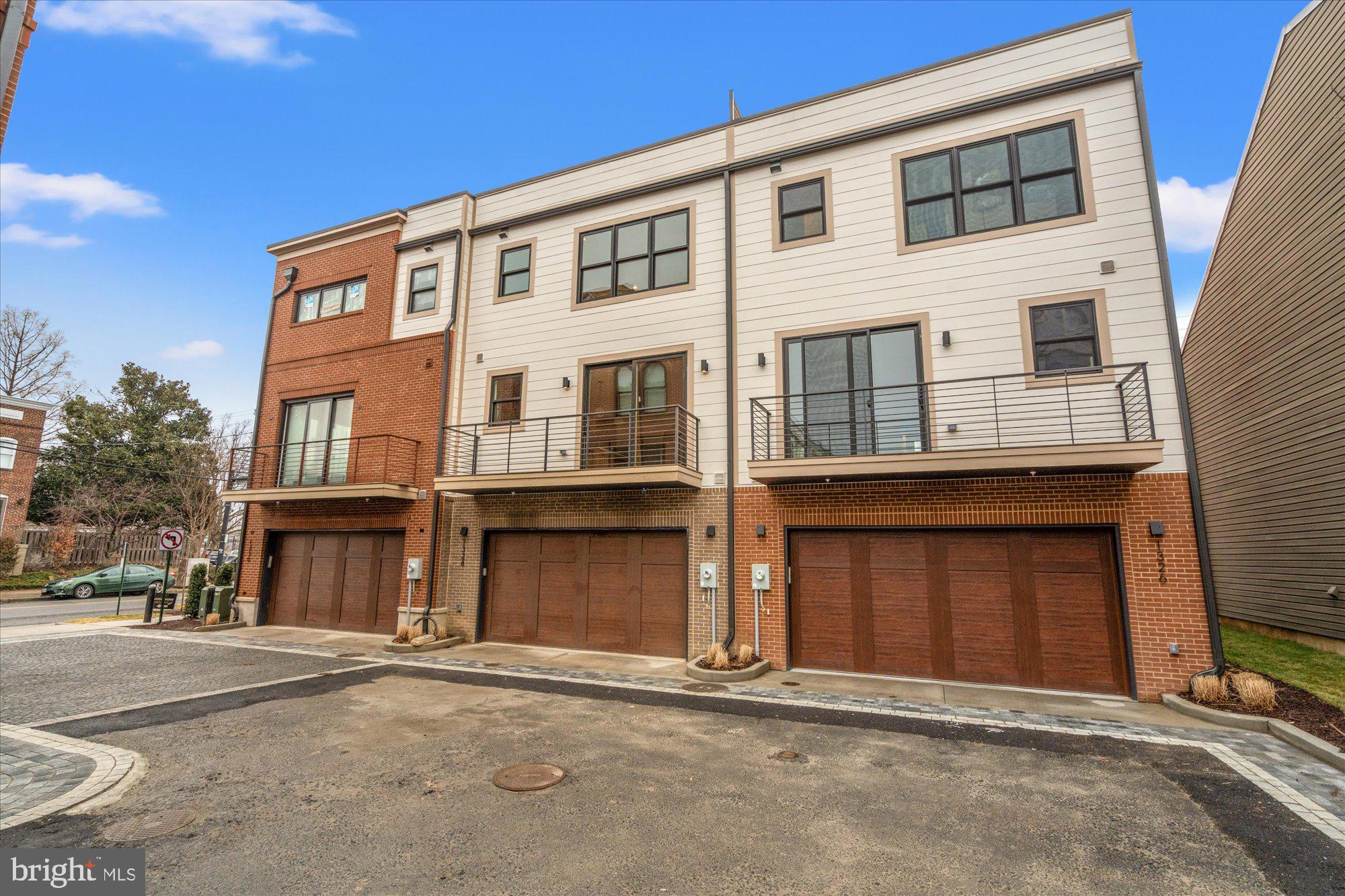 OLD TOWN - Residential