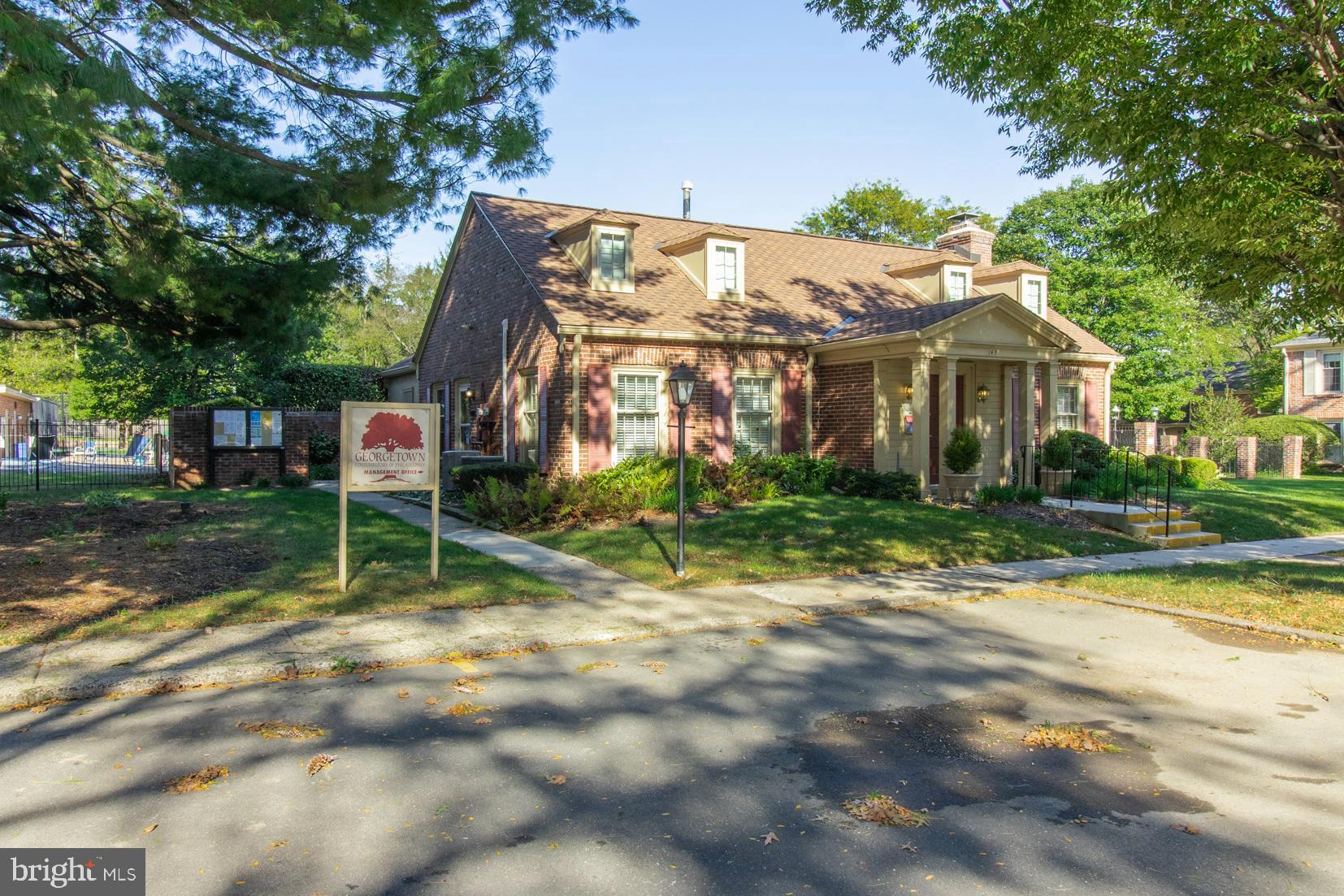 GEORGETOWN OF PHIL - Residential