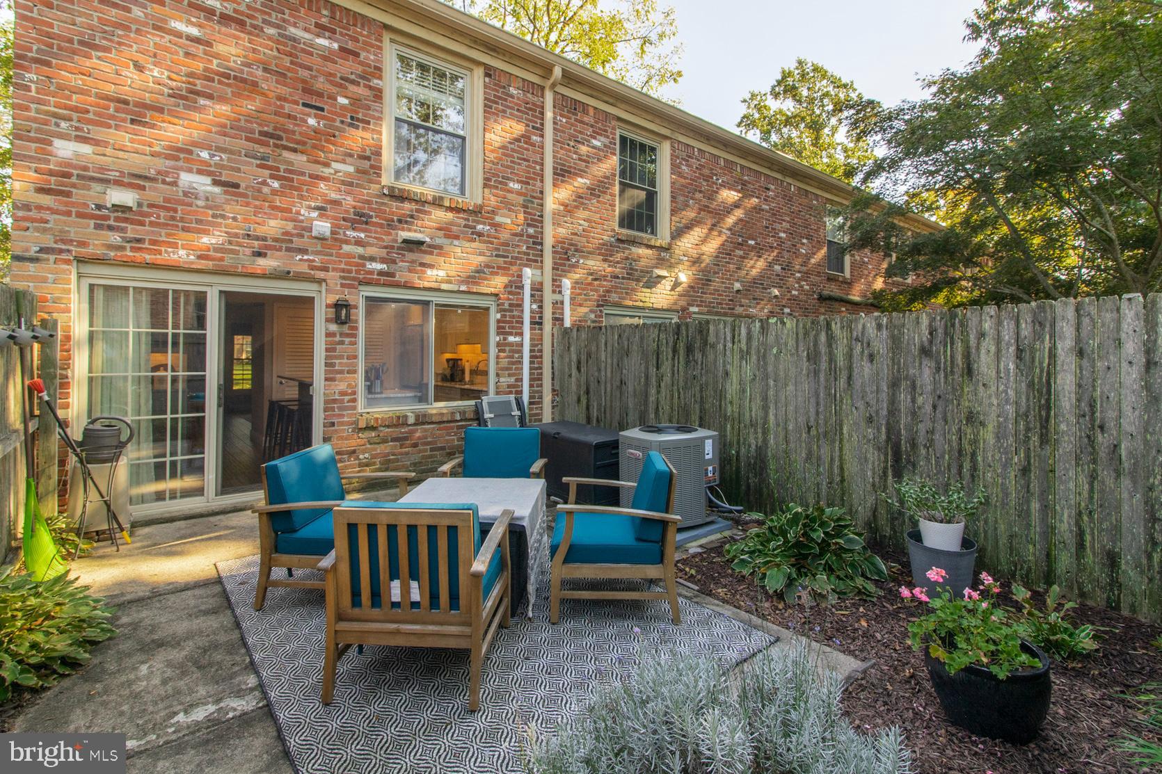 GEORGETOWN OF PHIL - Residential