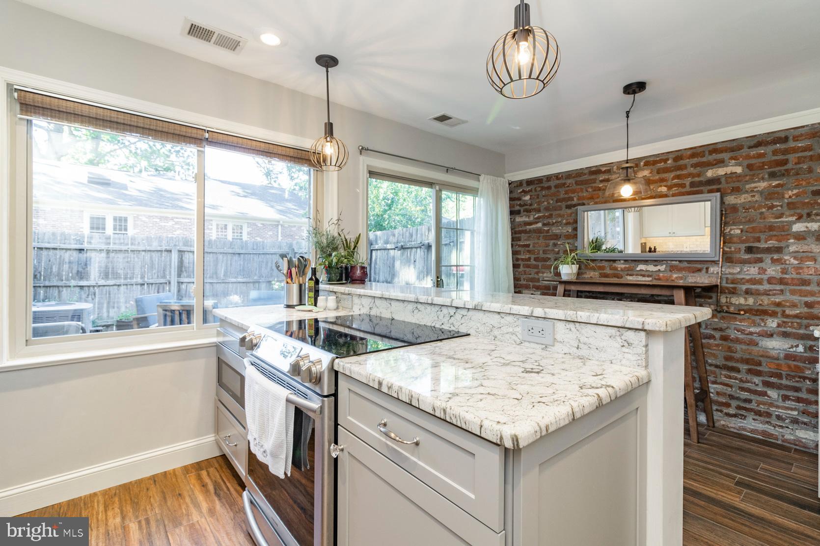 GEORGETOWN OF PHIL - Residential