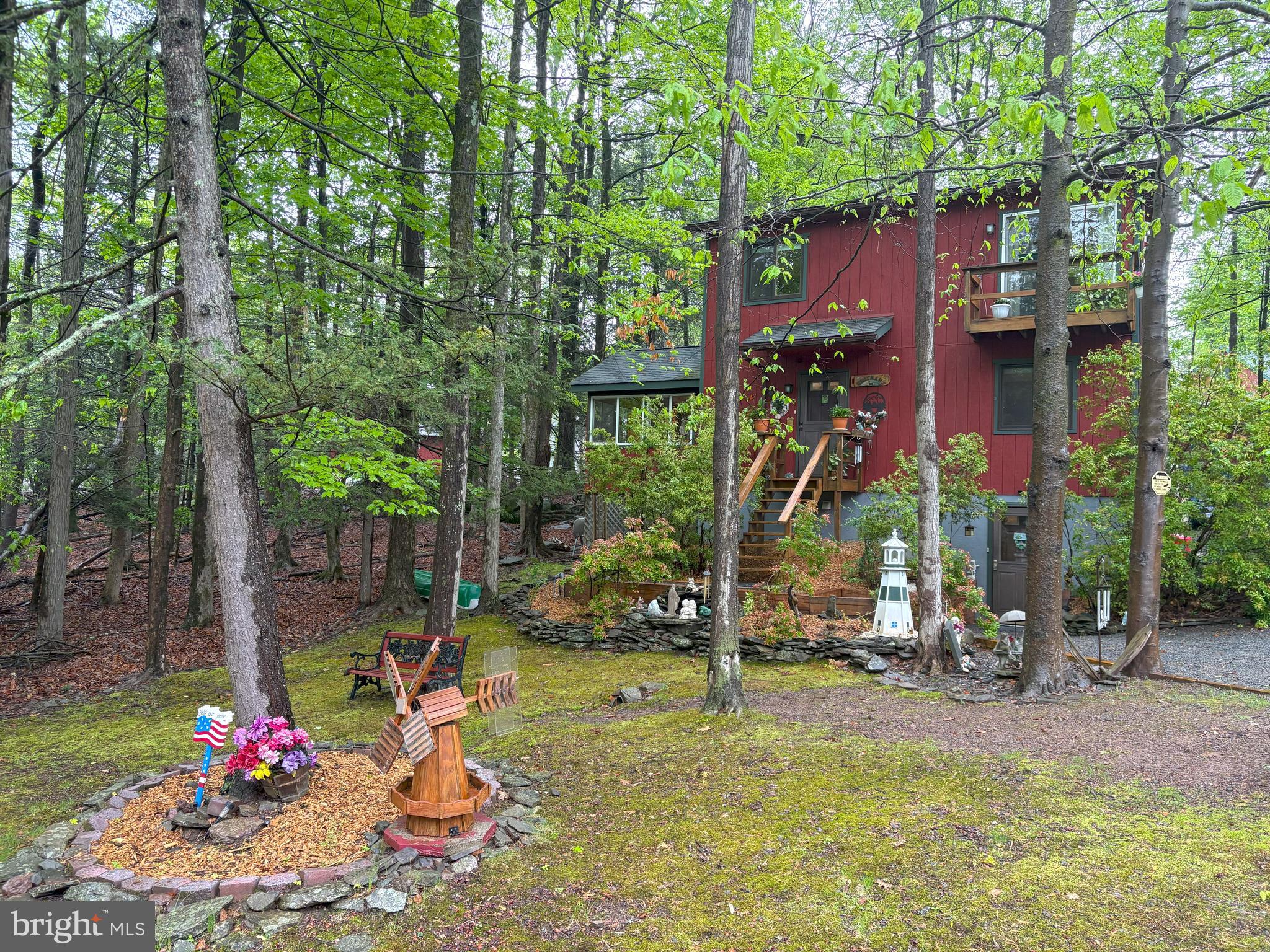 1050 RAINBOW DRIVE