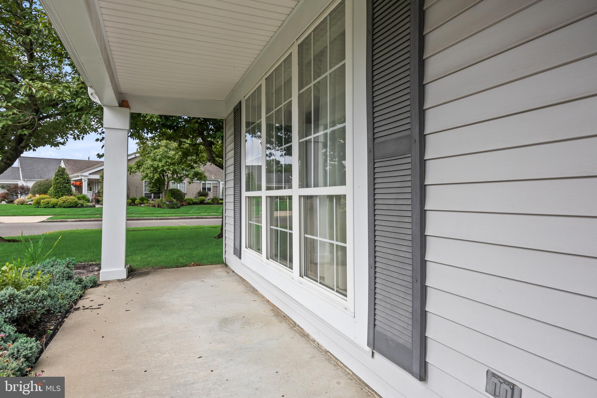 20 NEWBURY DRIVE