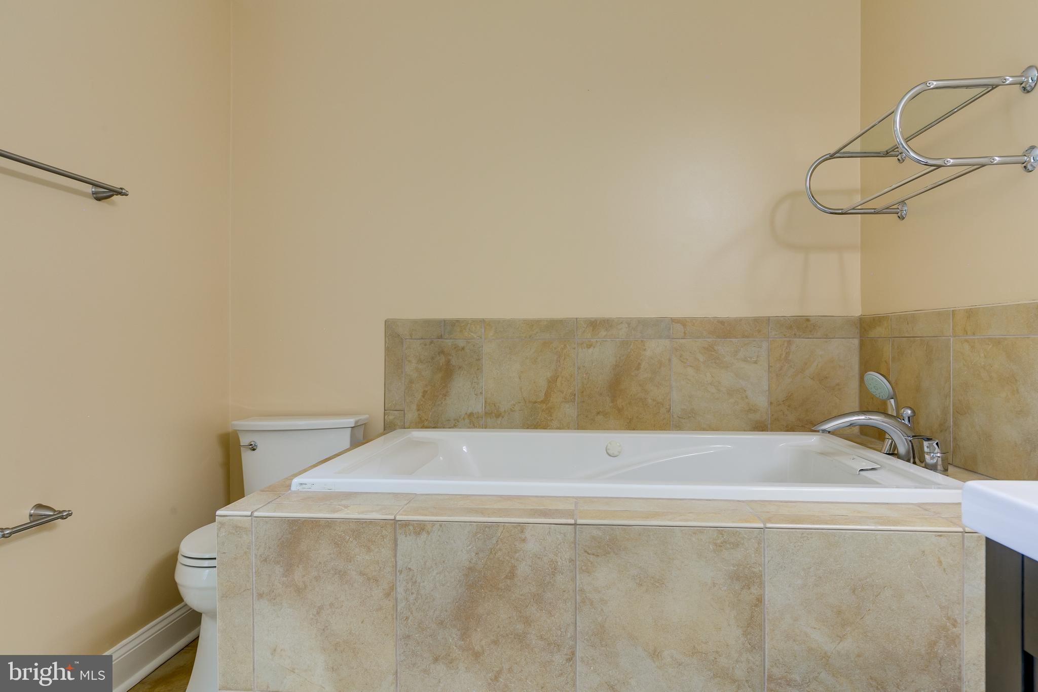 DUDROW - Residential Lease