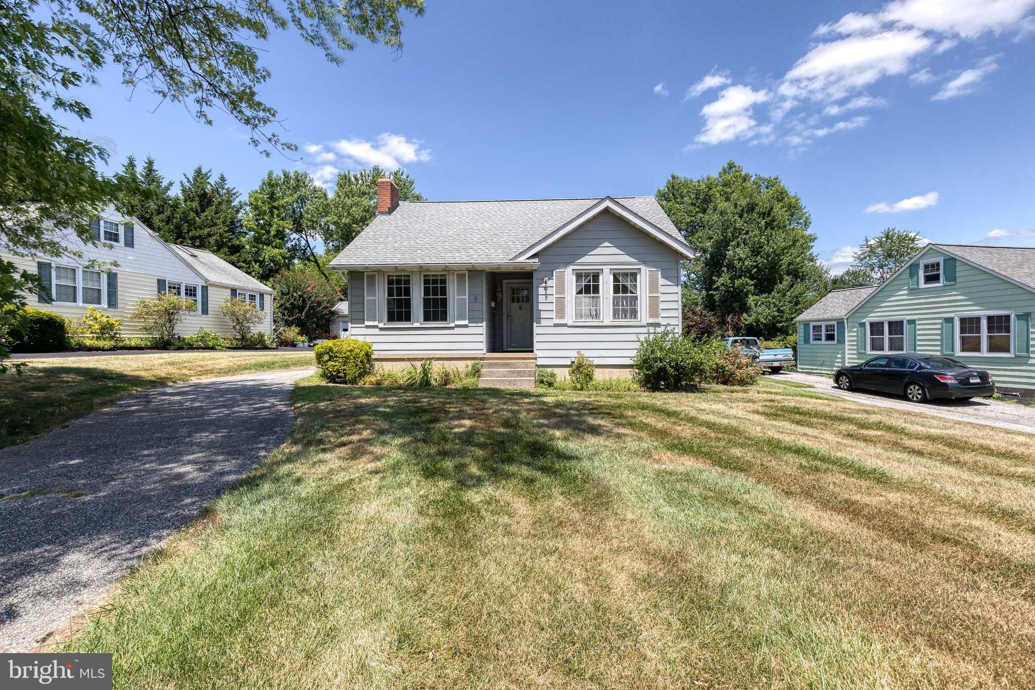 YORK MANOR - Residential