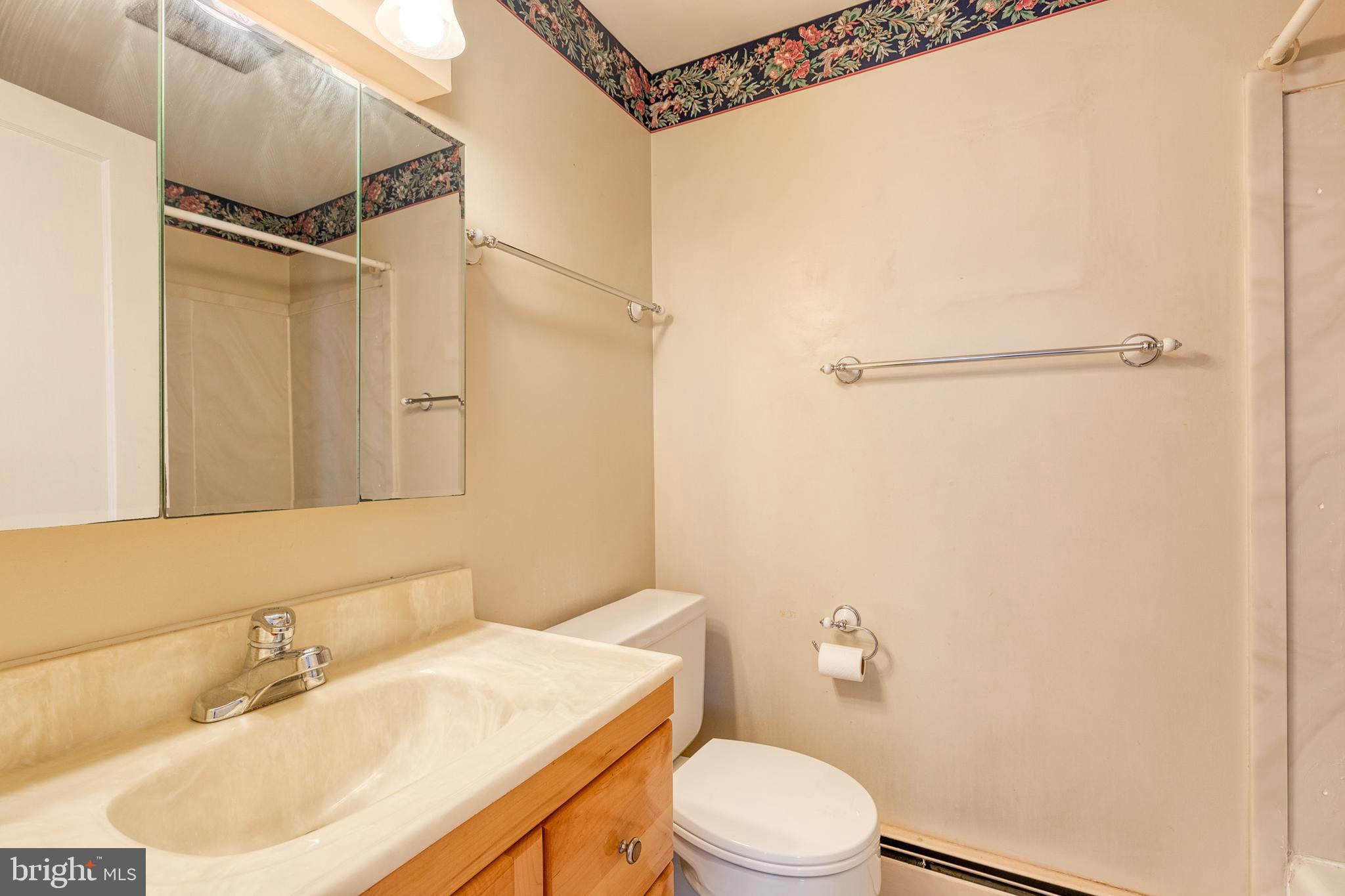 YORK MANOR - Residential