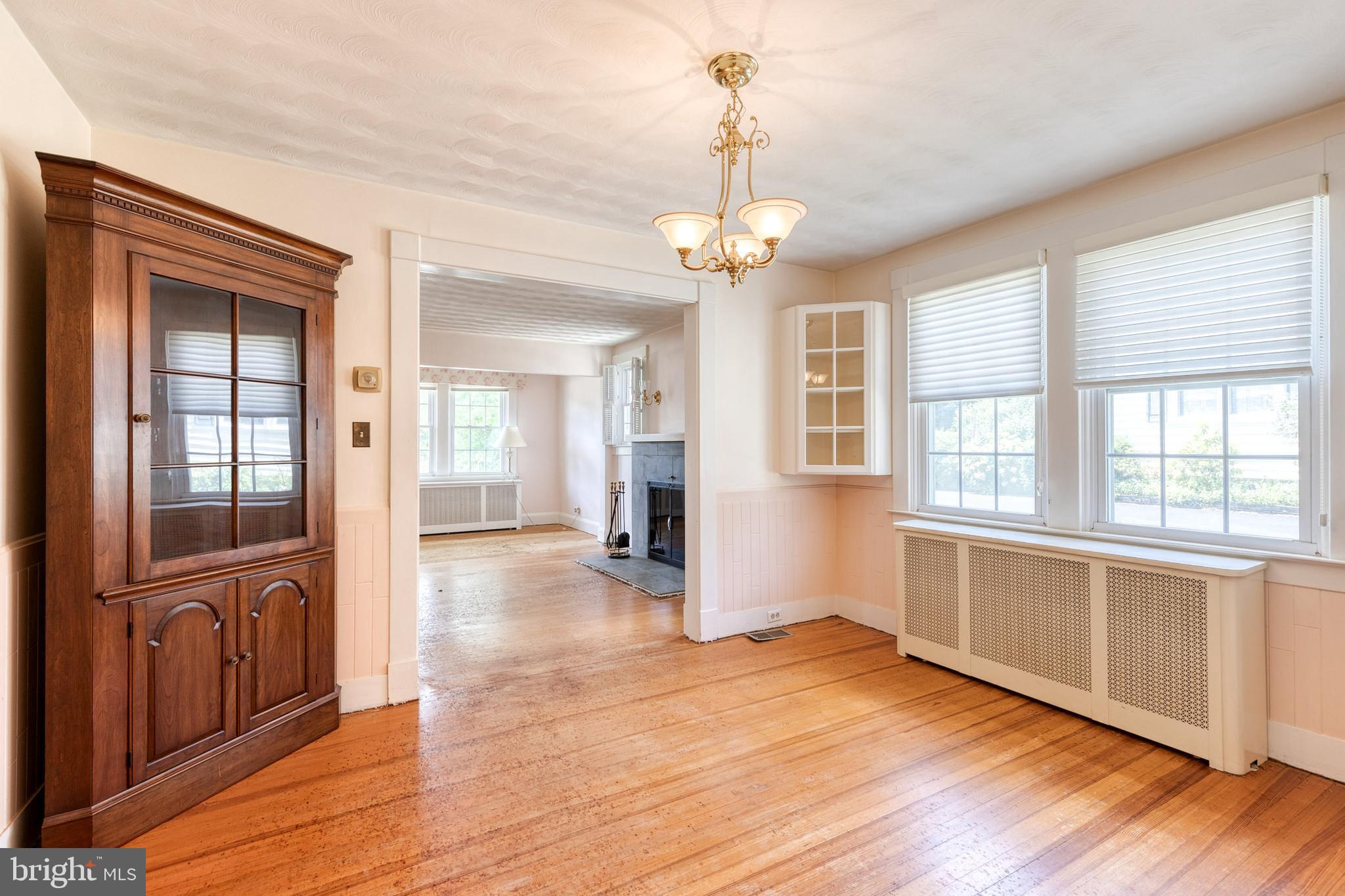 YORK MANOR - Residential