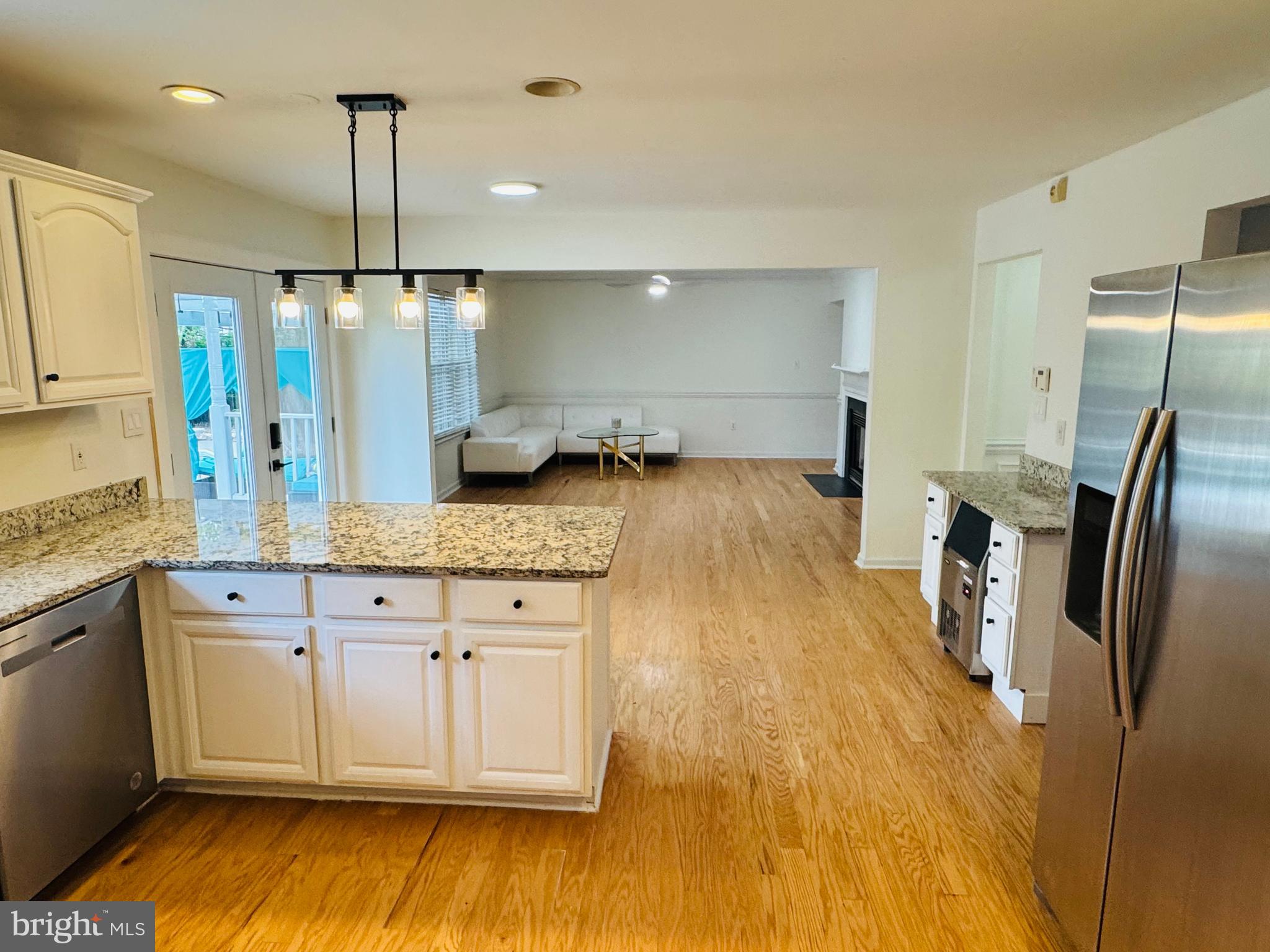 MOSBY STATION - Residential