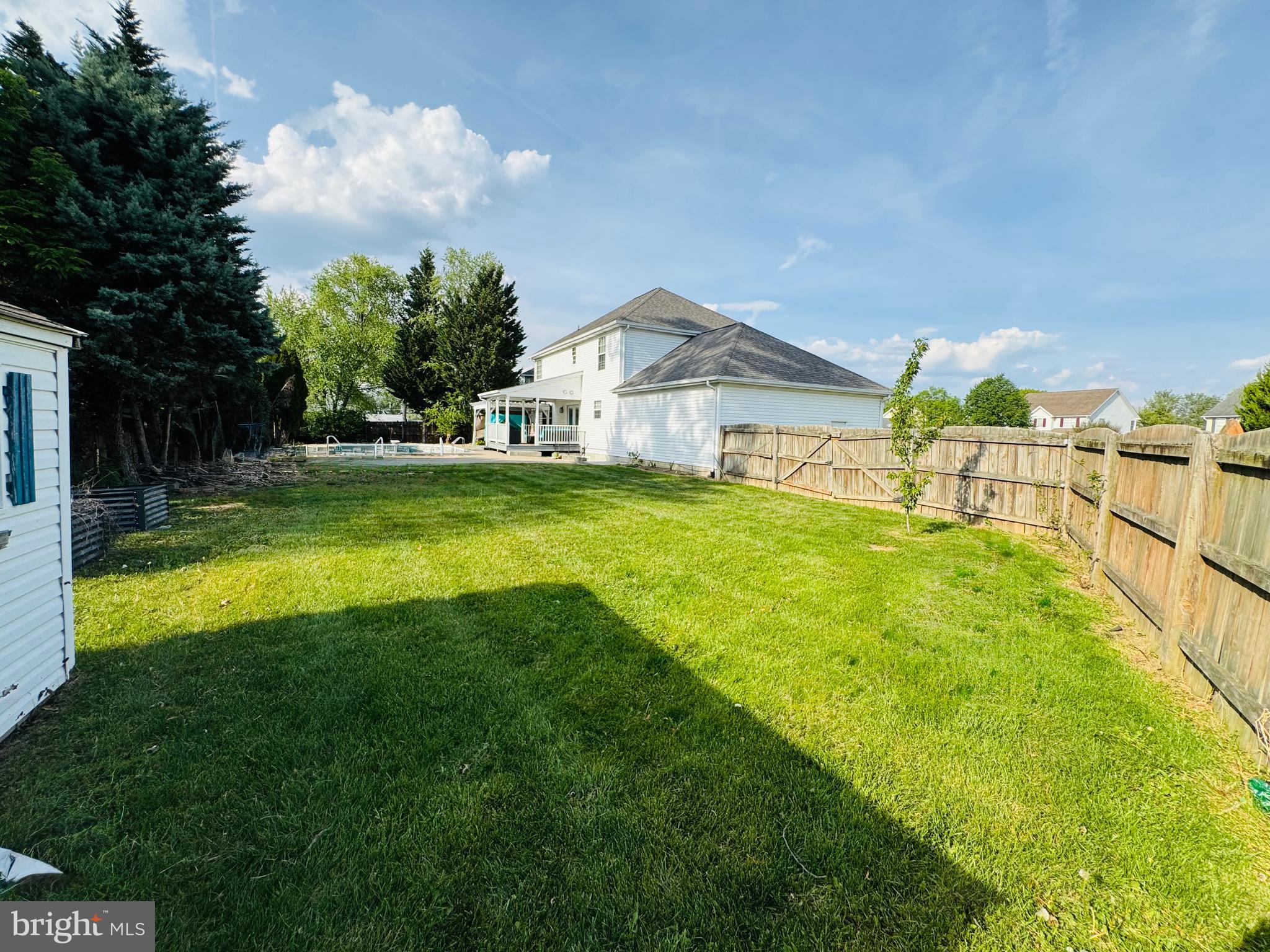 MOSBY STATION - Residential