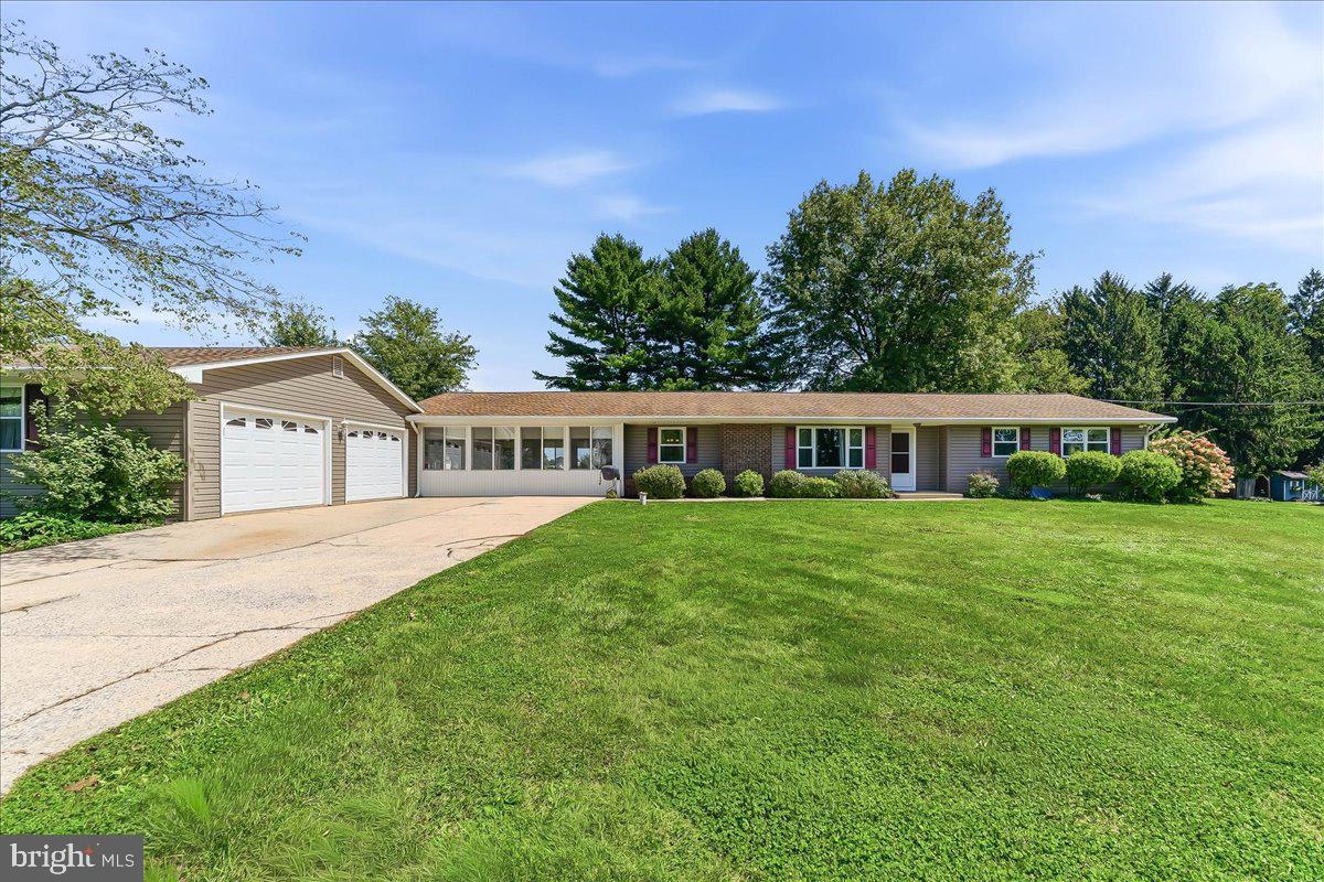 17 DOGWOOD LANE