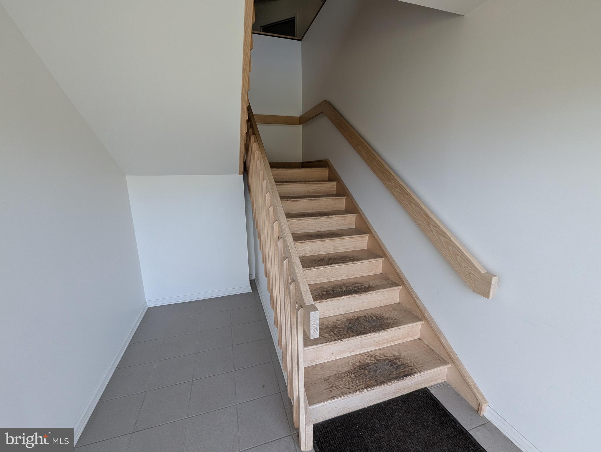 1051 MAGNOLIA ROAD 4