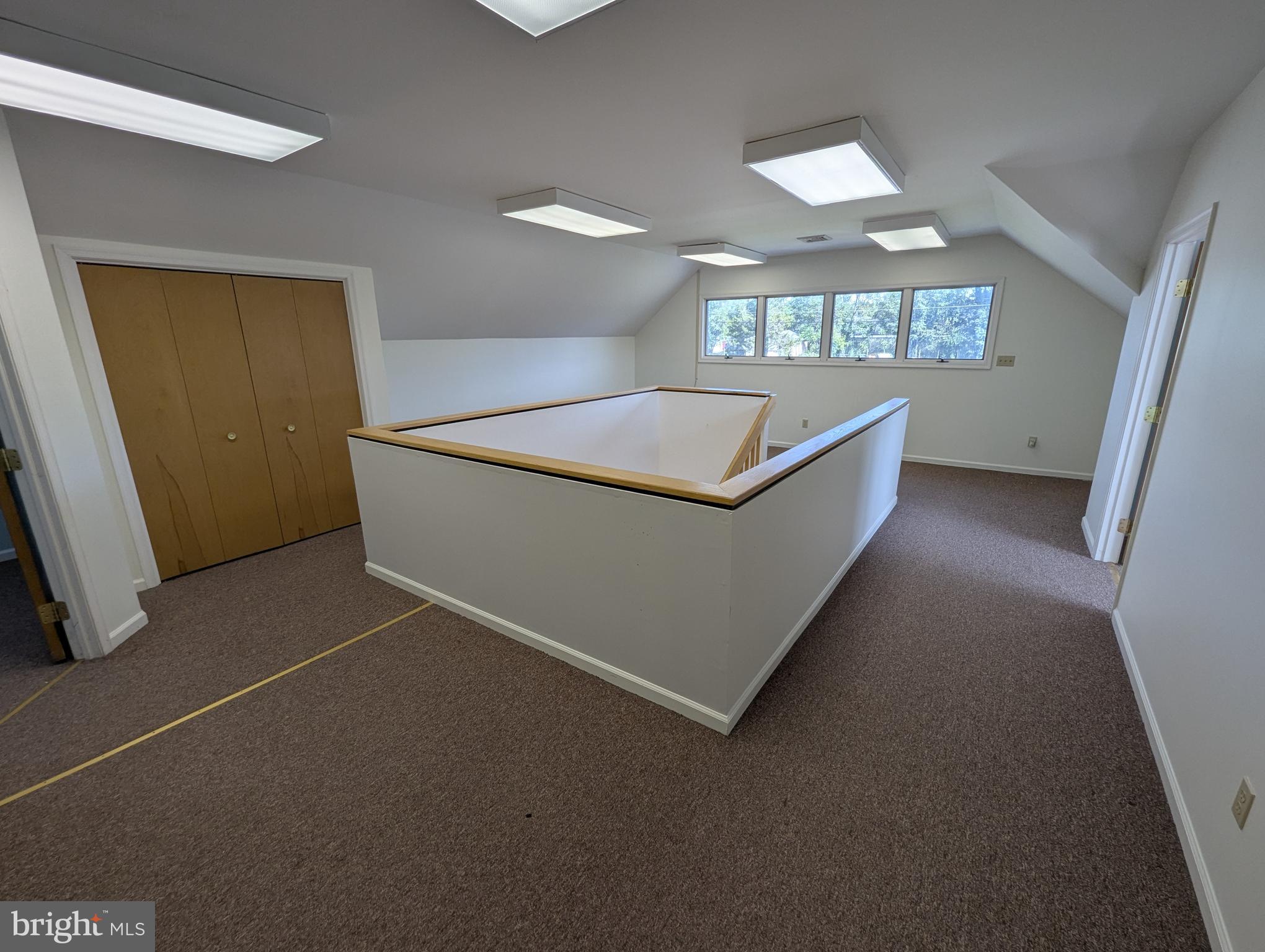 1051 MAGNOLIA ROAD 4