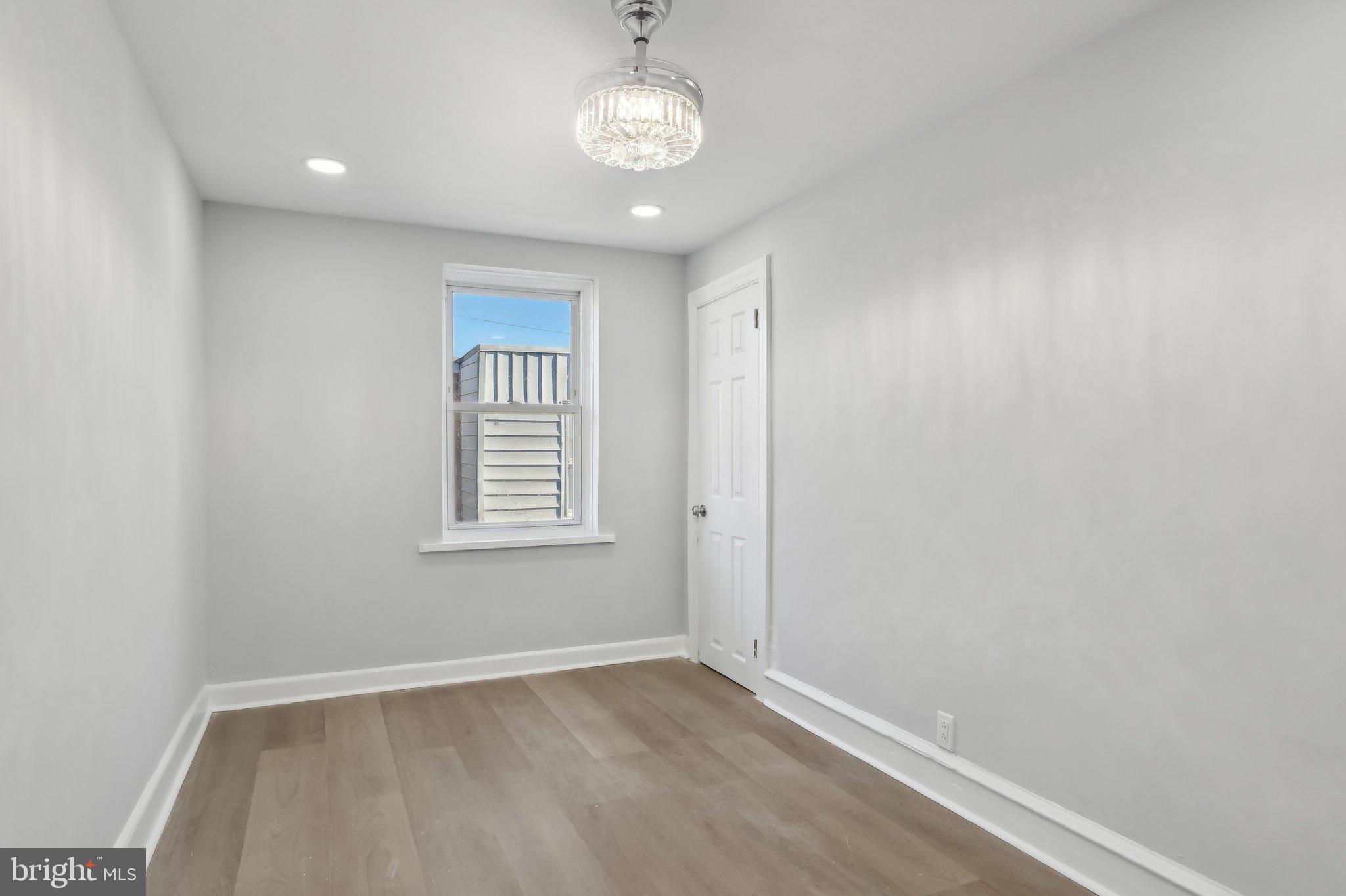 COBBS CREEK - Residential