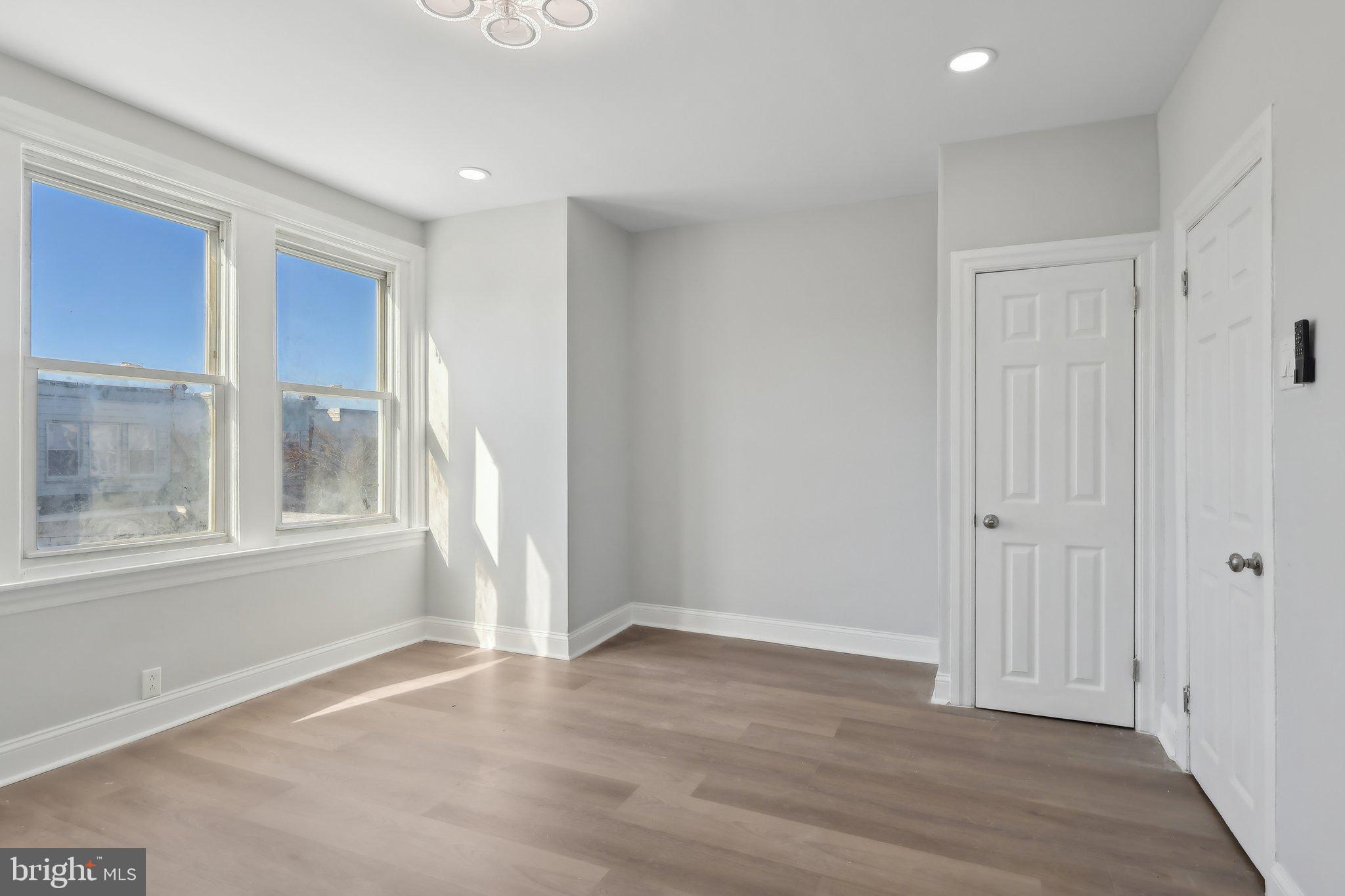 COBBS CREEK - Residential