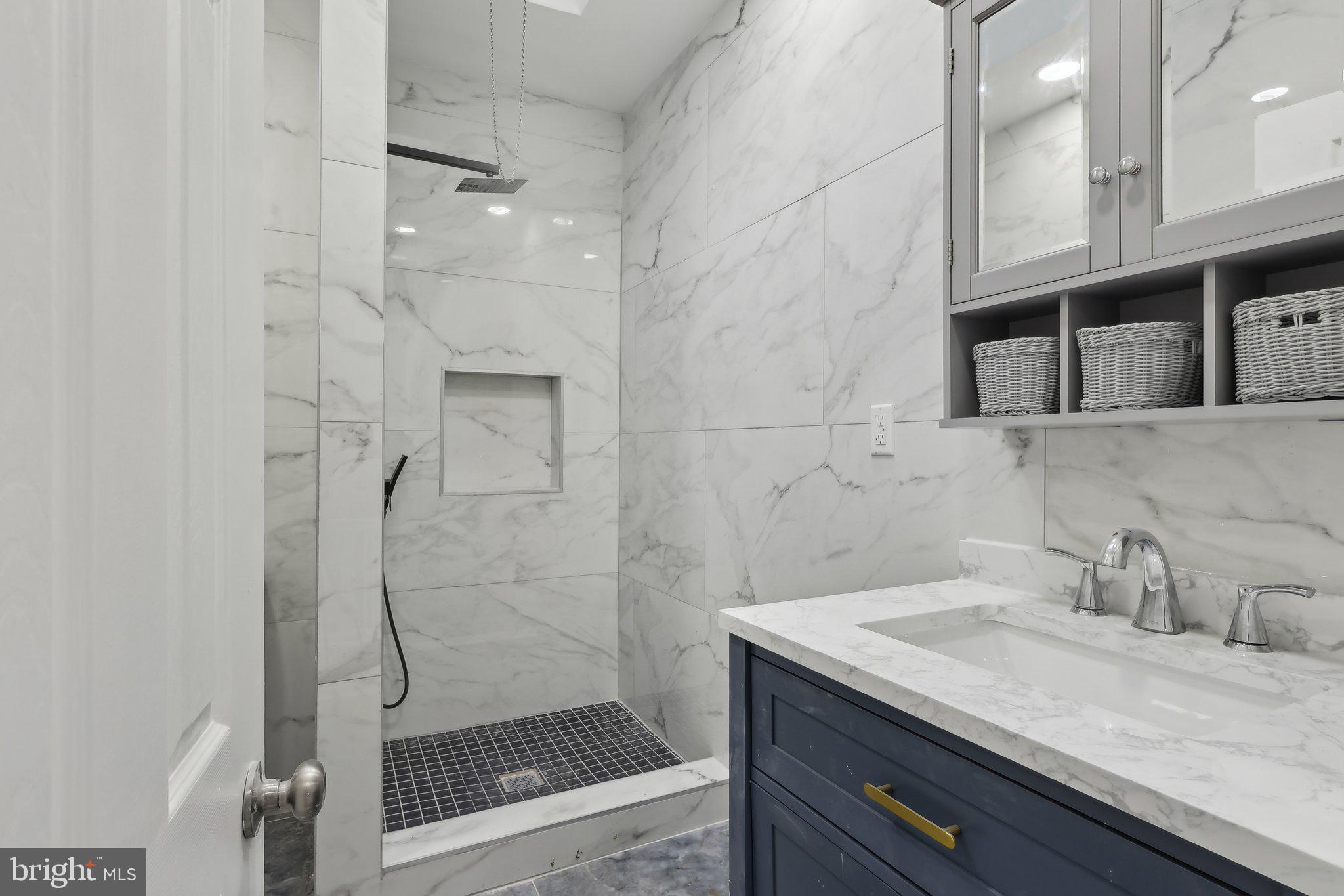 COBBS CREEK - Residential