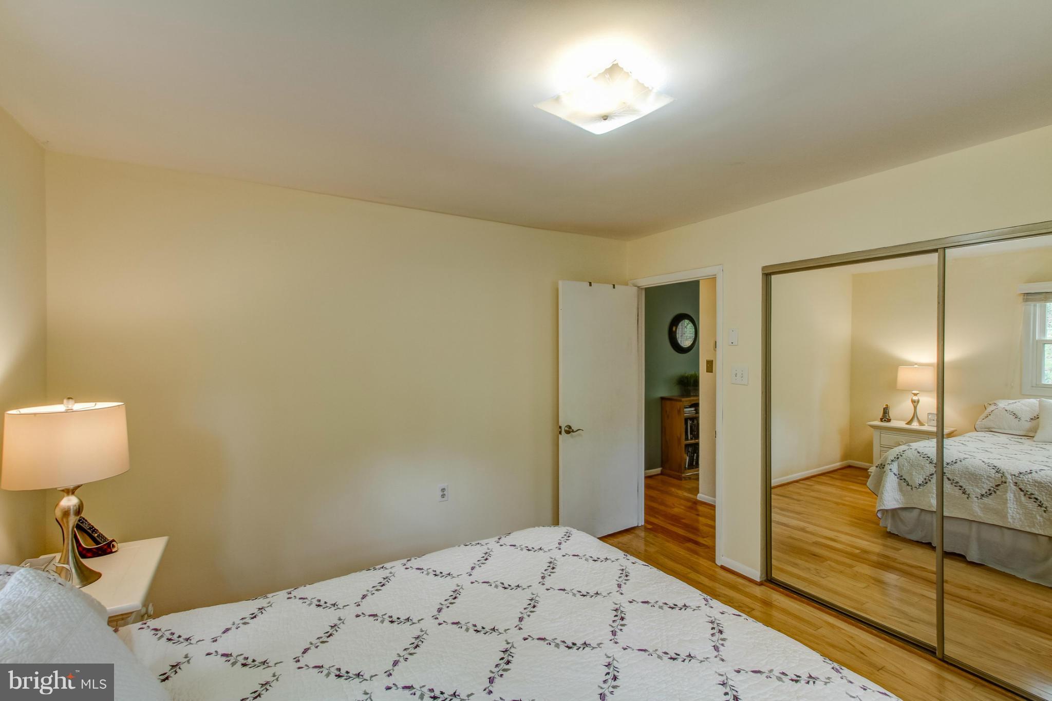 PARIS ESTATES - Residential