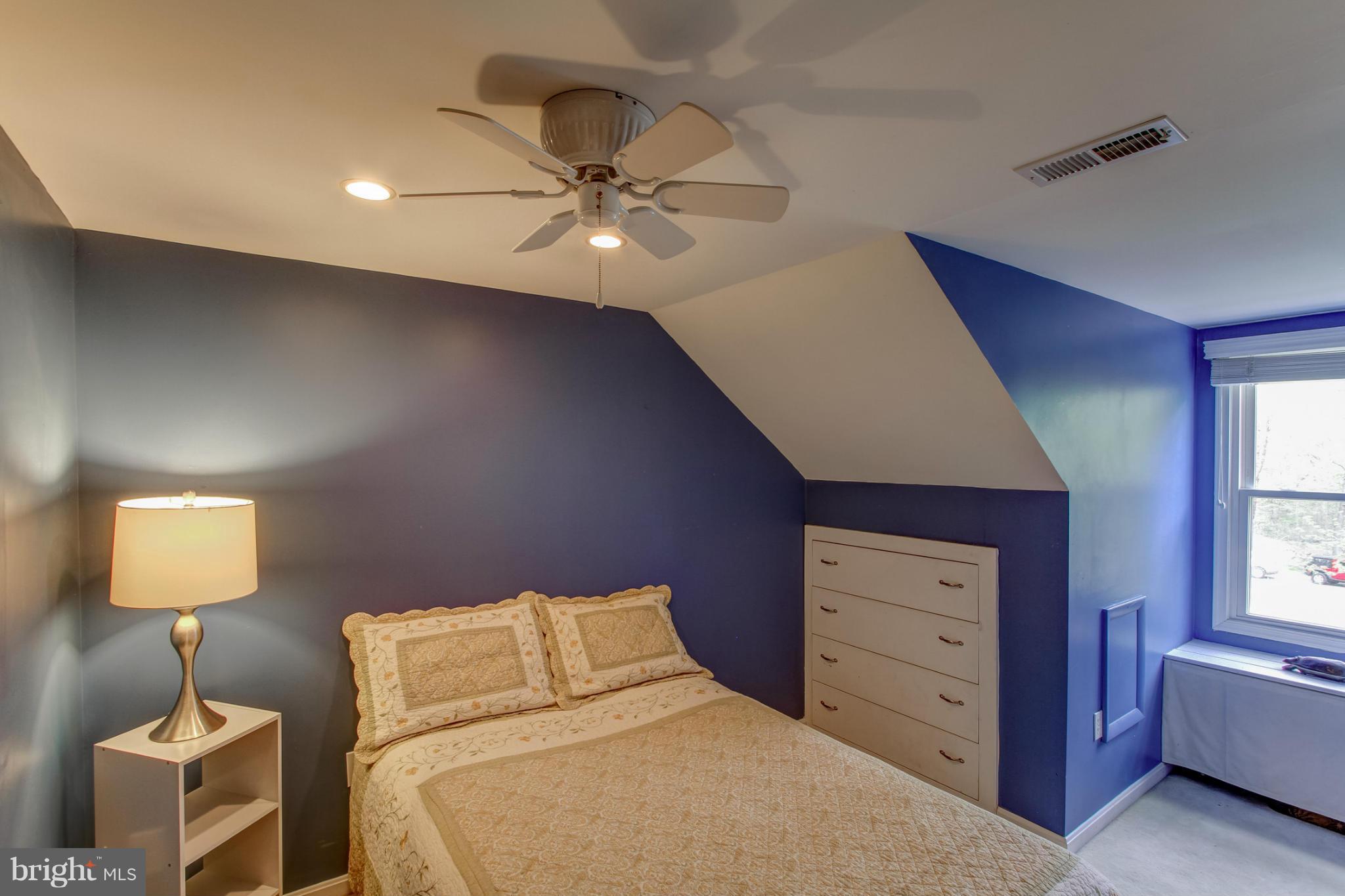 PARIS ESTATES - Residential