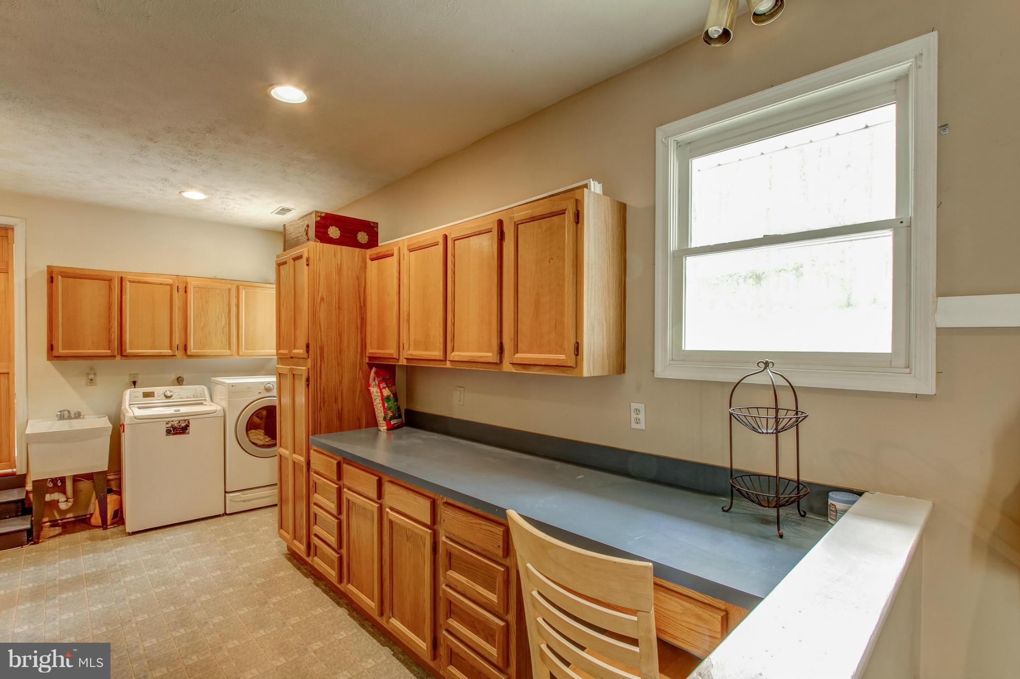 PARIS ESTATES - Residential