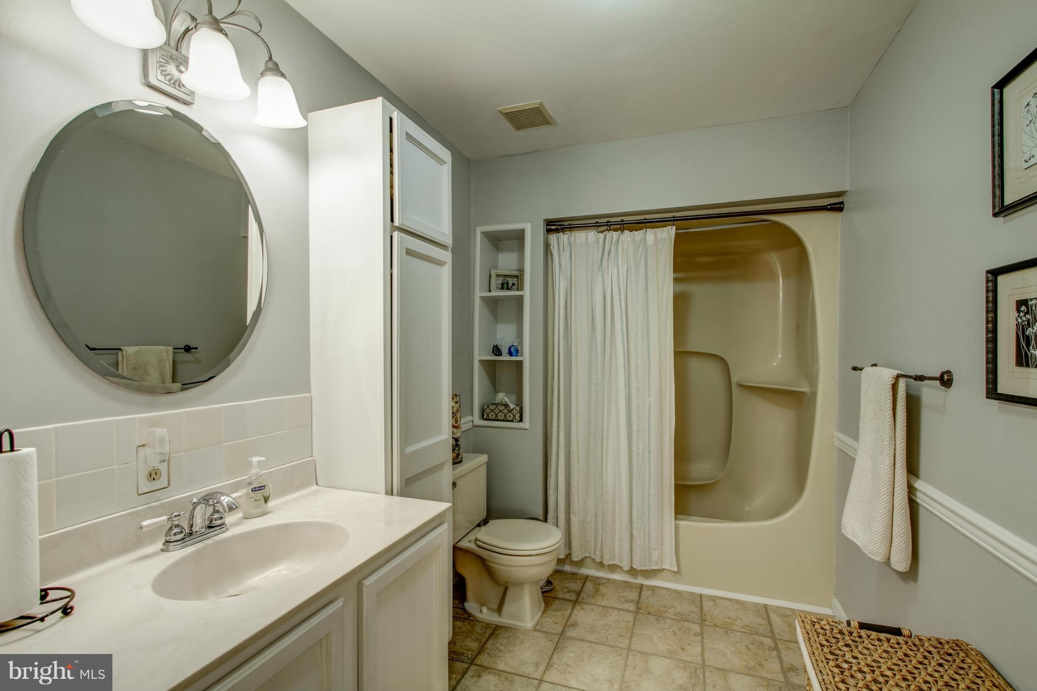 PARIS ESTATES - Residential