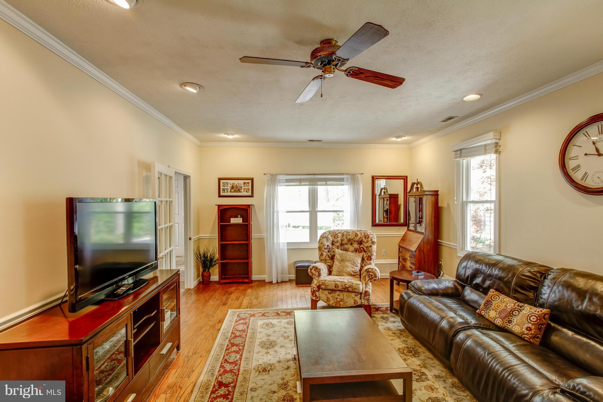 PARIS ESTATES - Residential