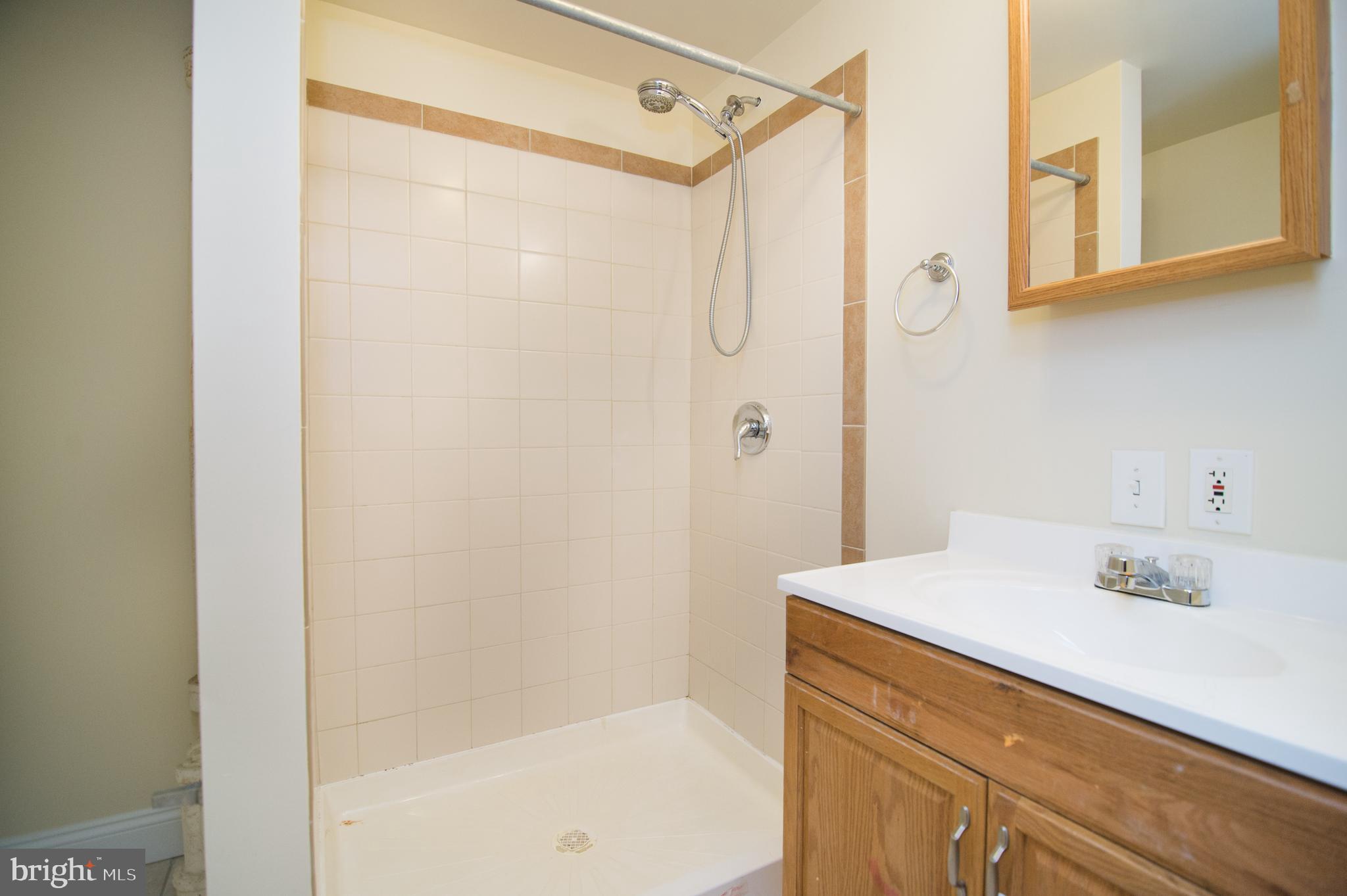 BEVERLY HILLS - Residential