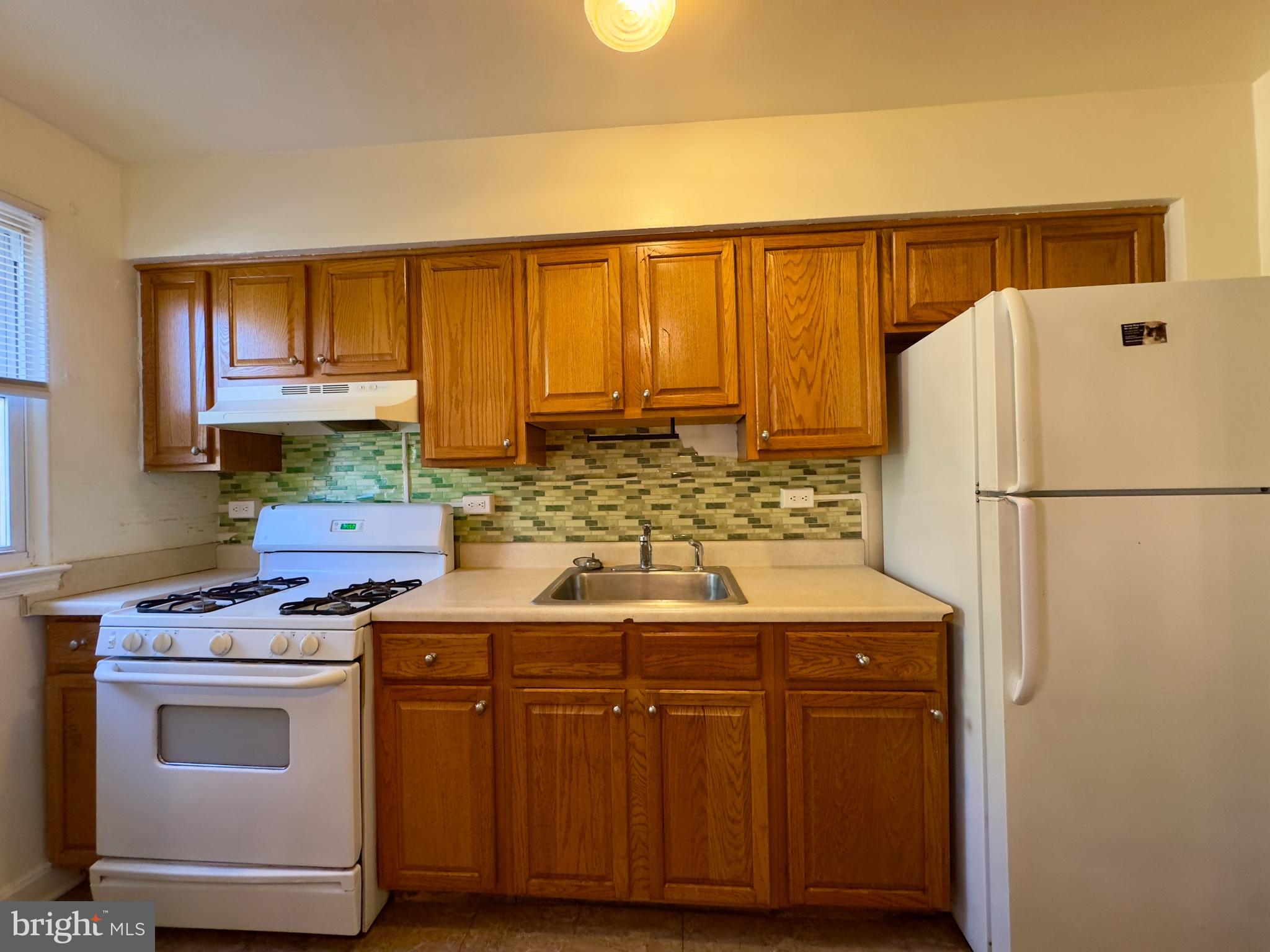 GOVANS - Residential Lease