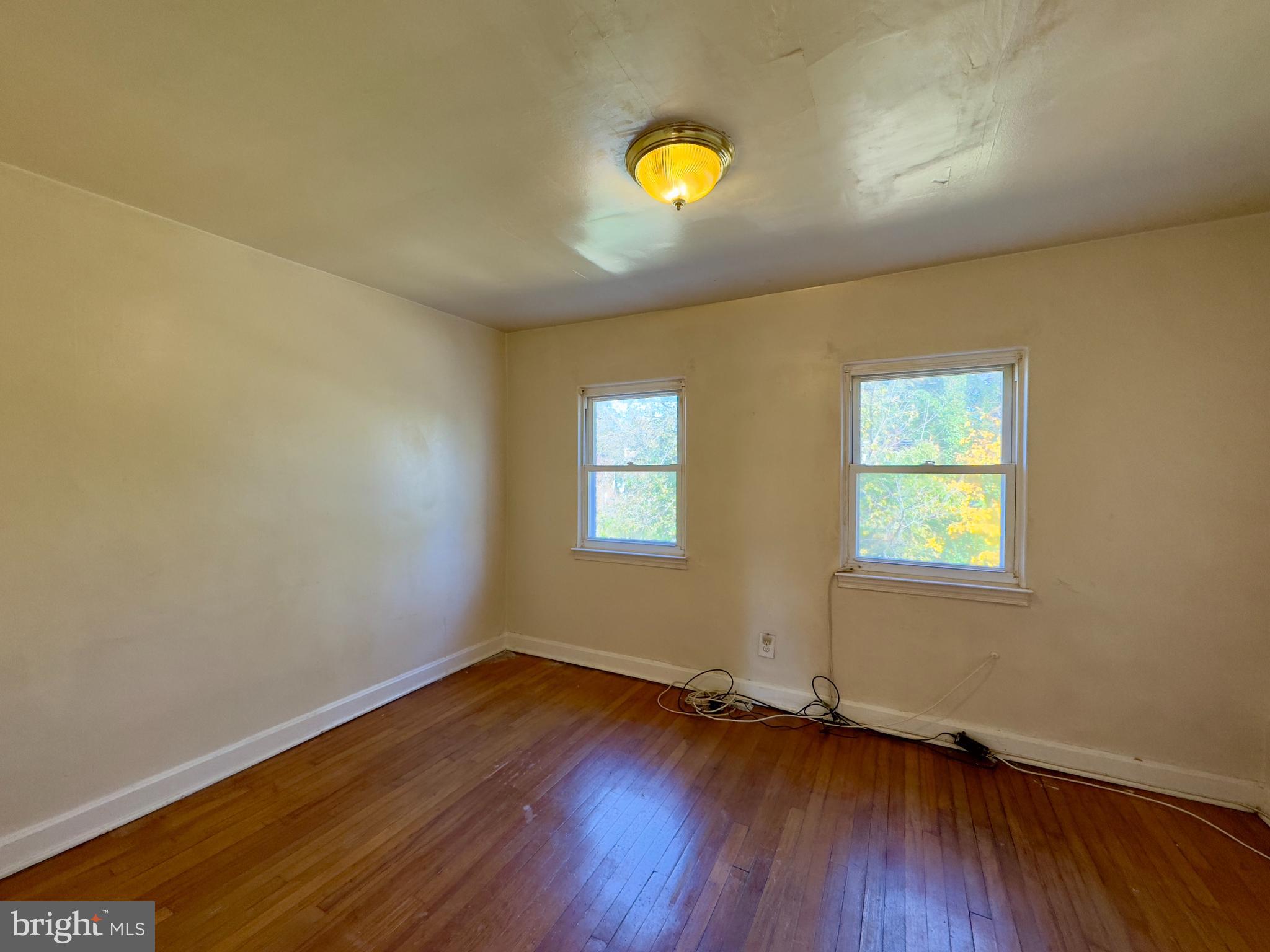 GOVANS - Residential Lease