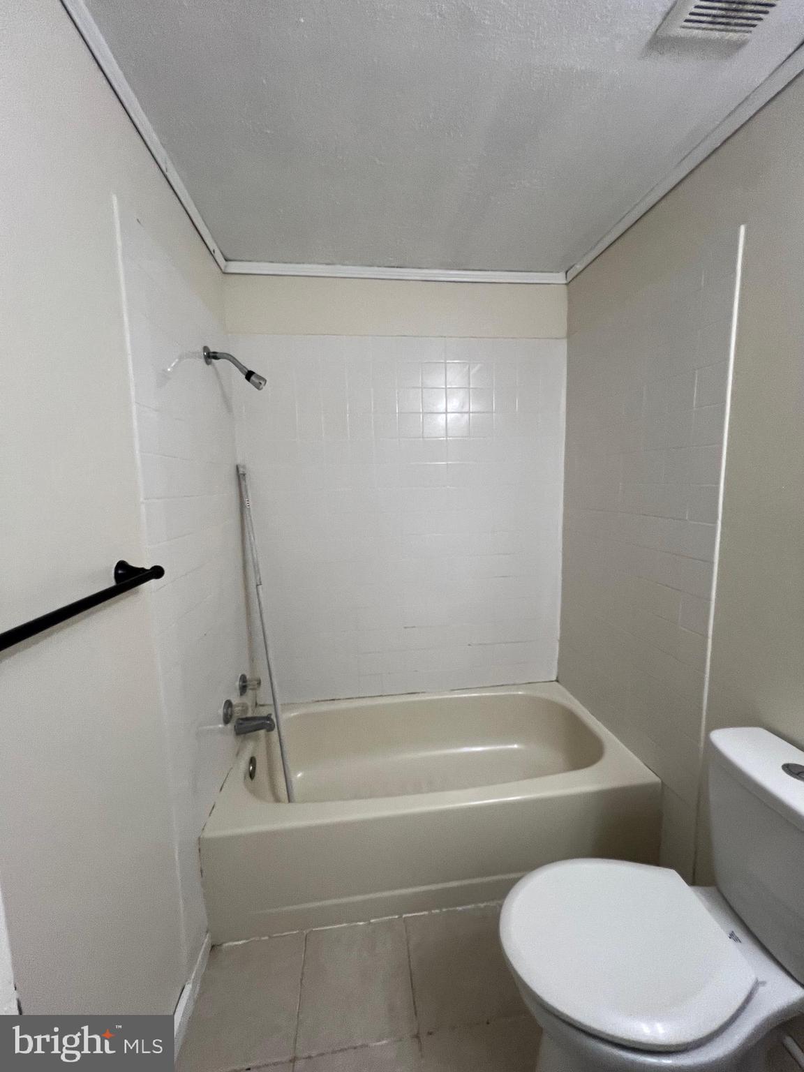 SHANNONDALE - Residential Lease