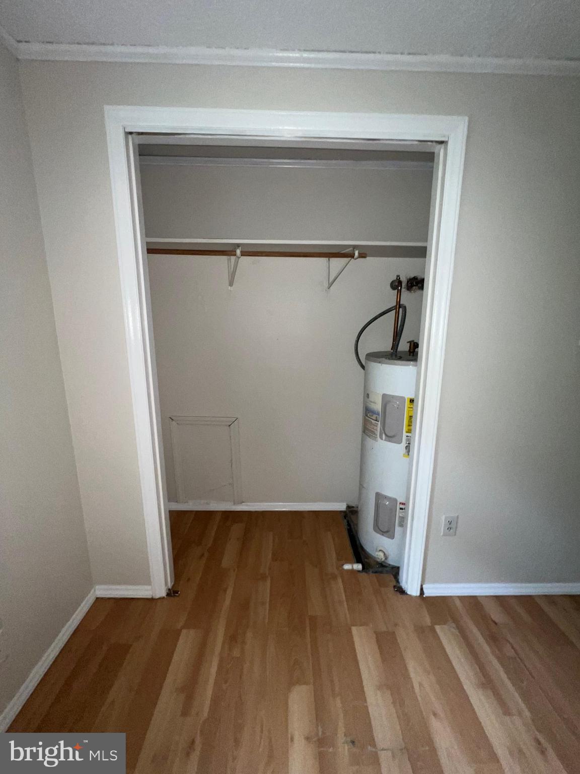 SHANNONDALE - Residential Lease