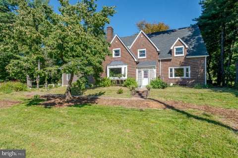 Homes For Sale - 43 Cranbury Road<br/> PRINCETON JUNCTION, NJ 08550