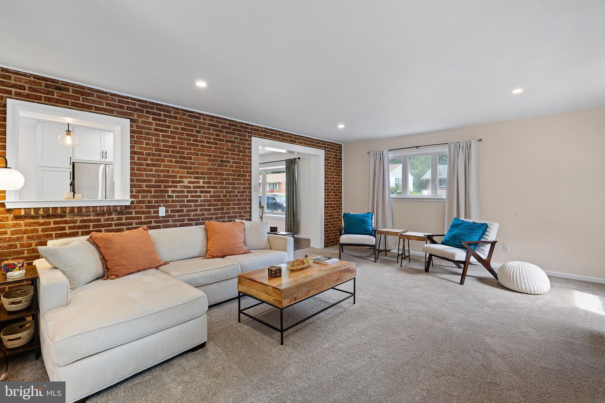 6 HOMEWOOD ROAD