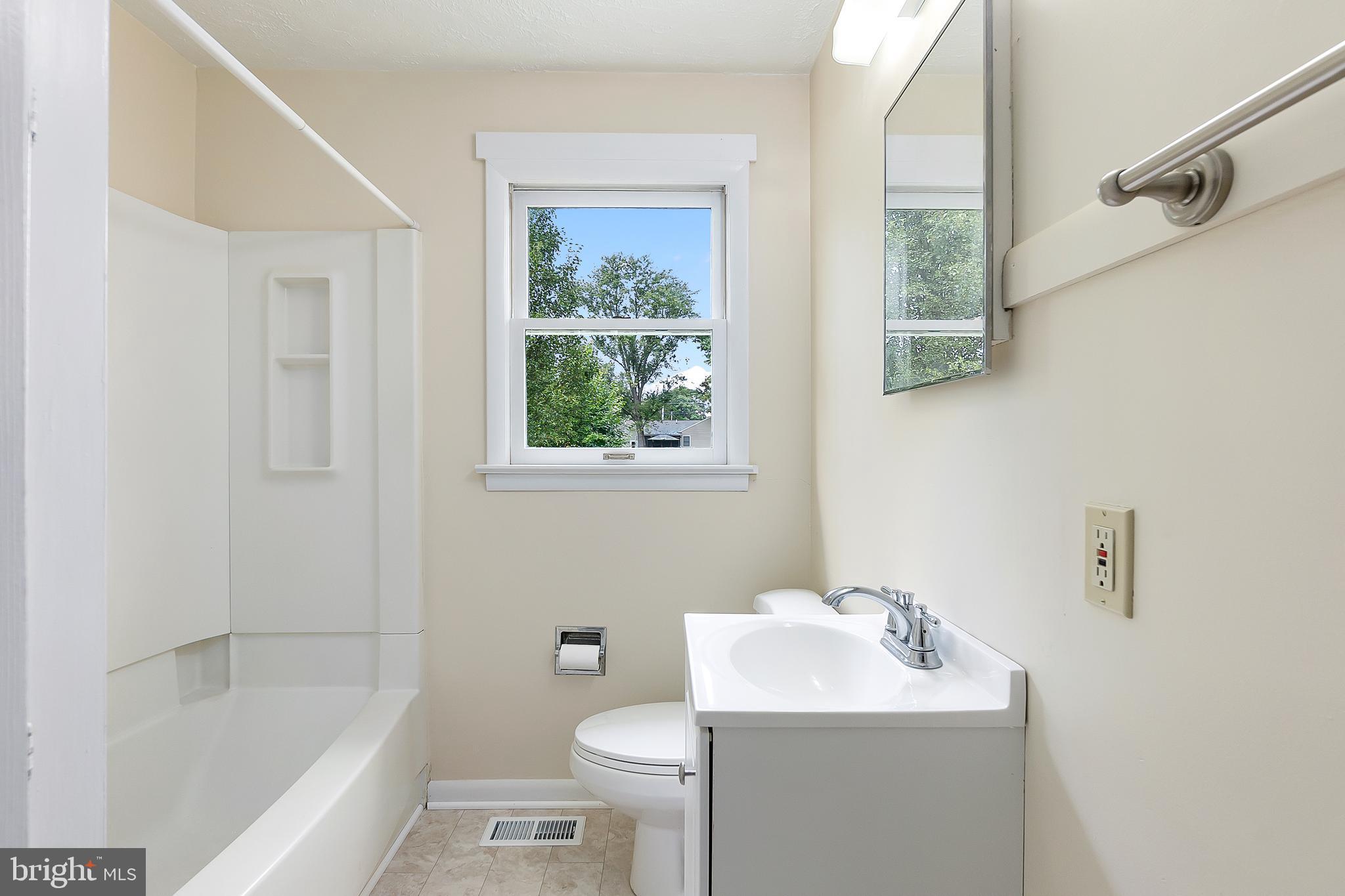 GREENGATE MANOR - Residential