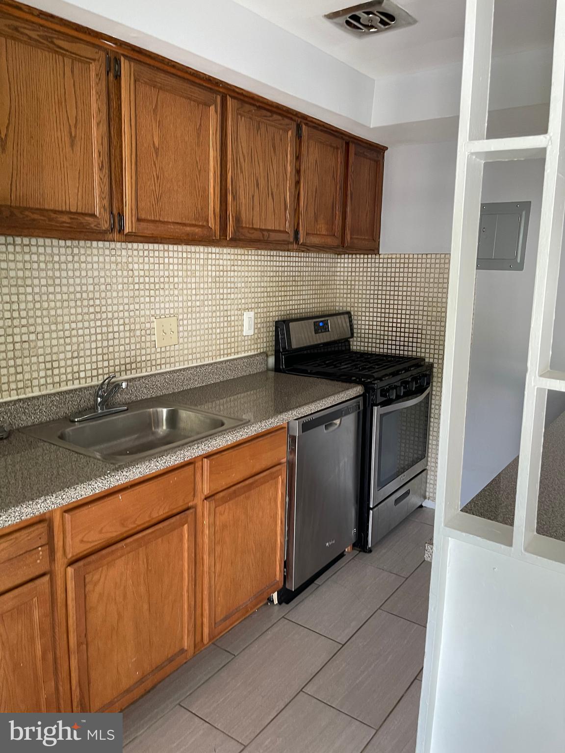 CARROLLAN GARDENS - Residential