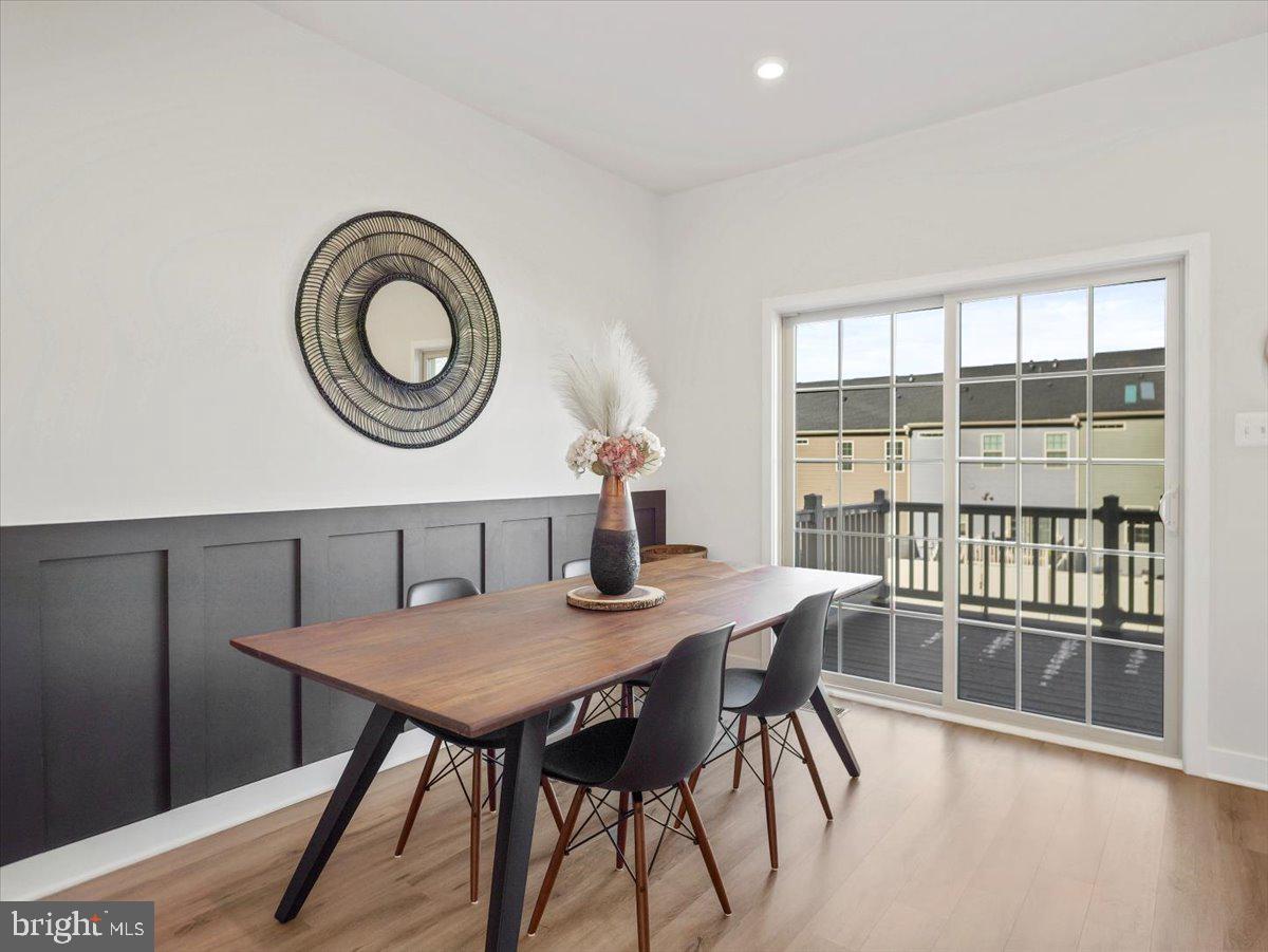 LAKE LINGANORE - Residential