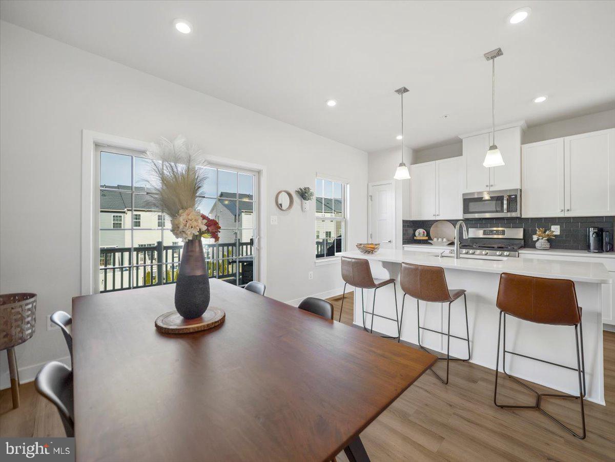 LAKE LINGANORE - Residential