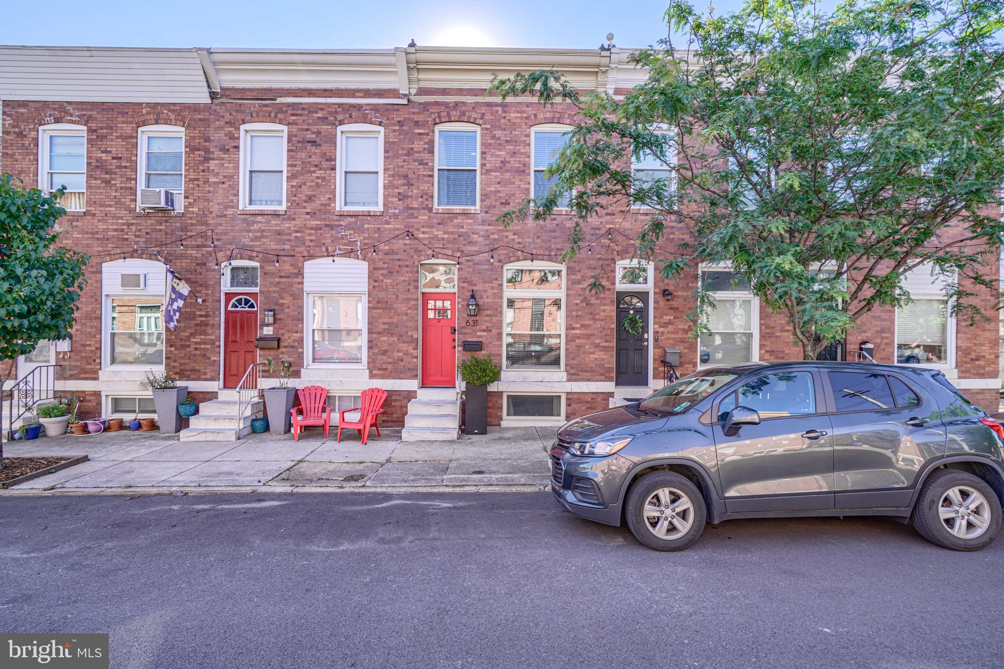631 S EATON STREET