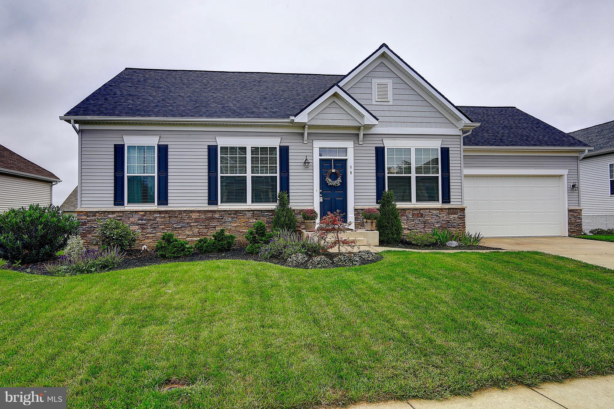 ARCADIA CHASE - Residential