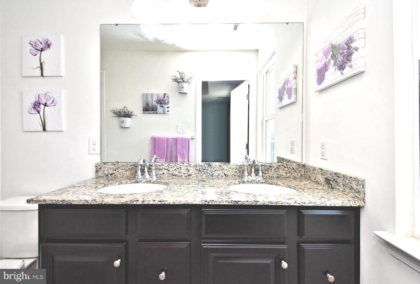 ANDALE GREEN - Residential Lease