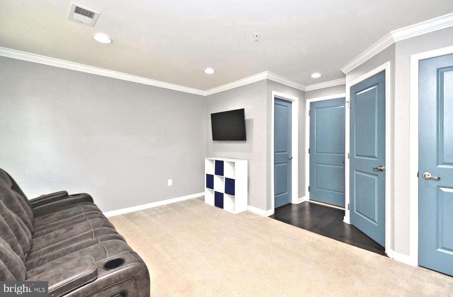 ANDALE GREEN - Residential Lease