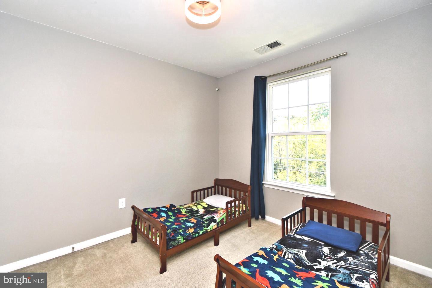 ANDALE GREEN - Residential Lease