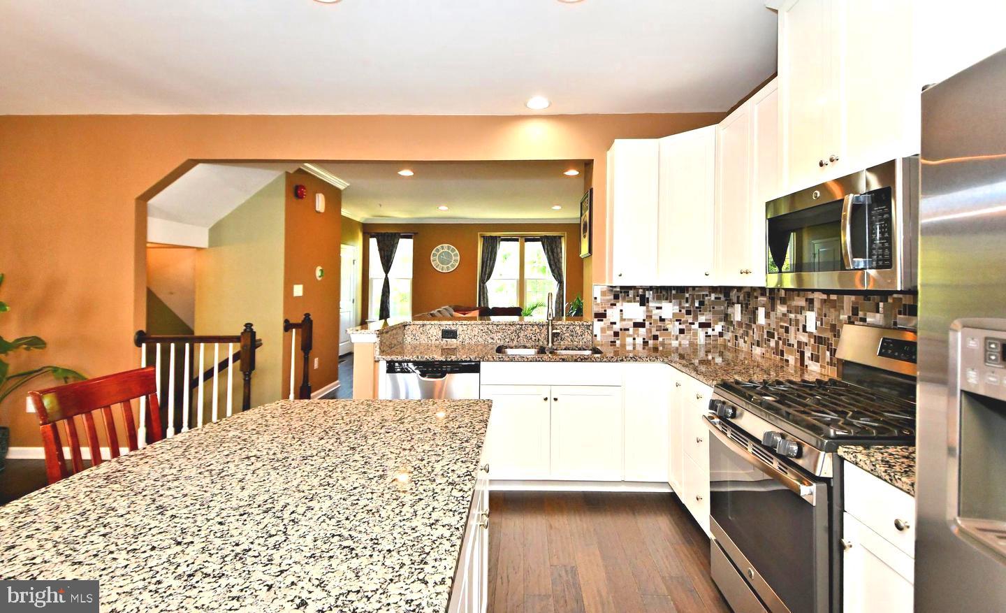 ANDALE GREEN - Residential Lease