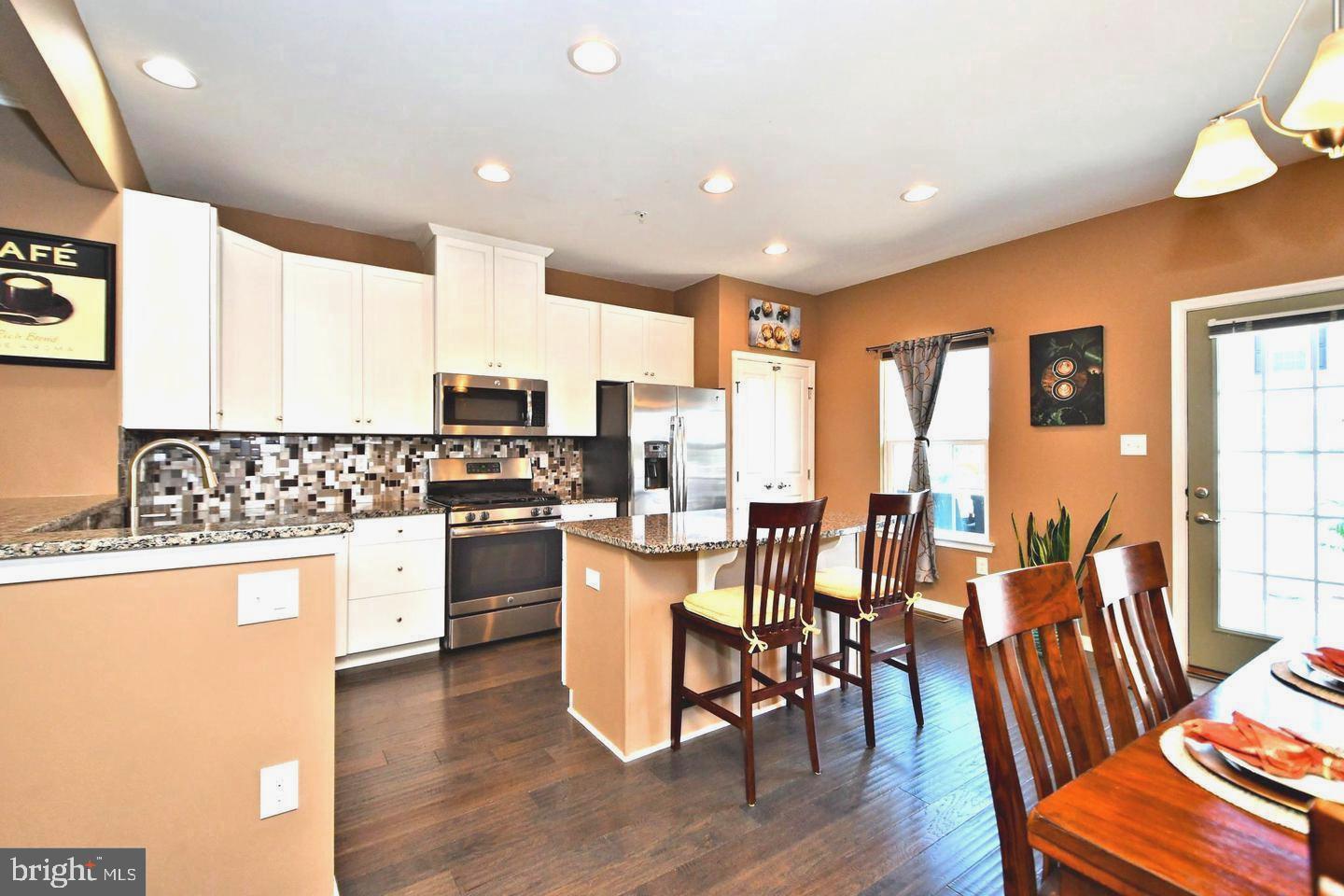 ANDALE GREEN - Residential Lease