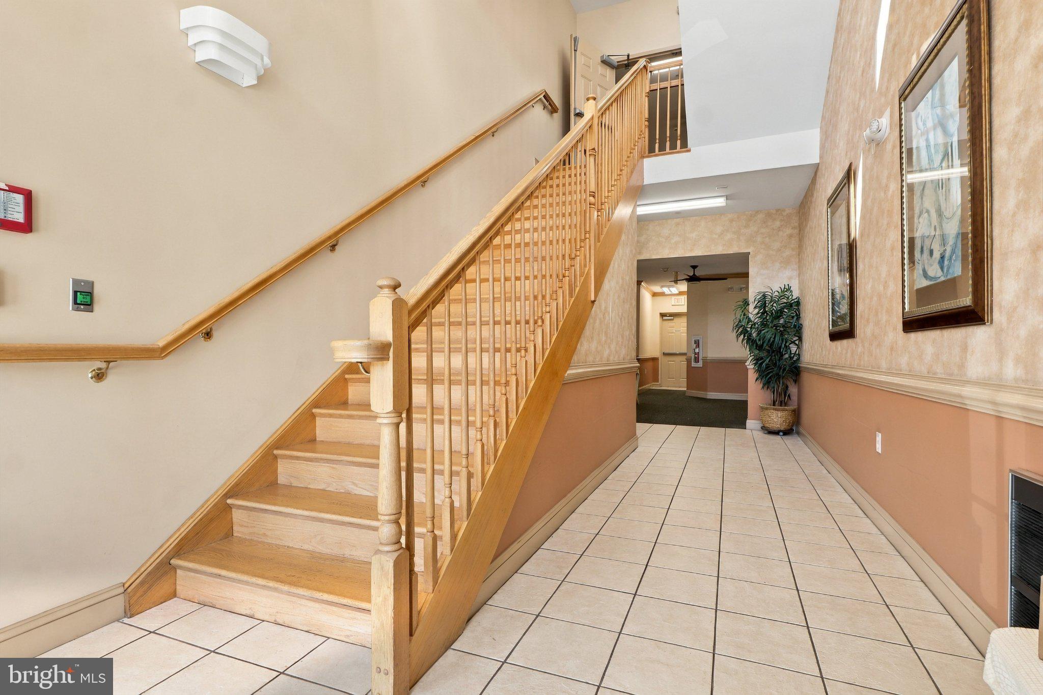1010 CREST WAY 202