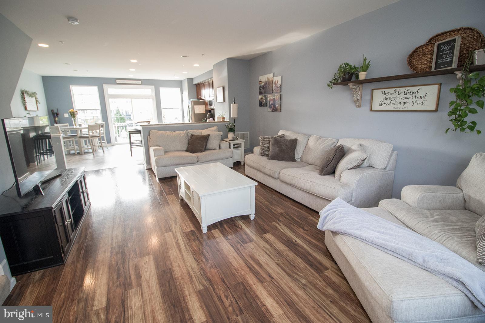 MAGNOLIA PARK AT WILDEWOOD - Residential