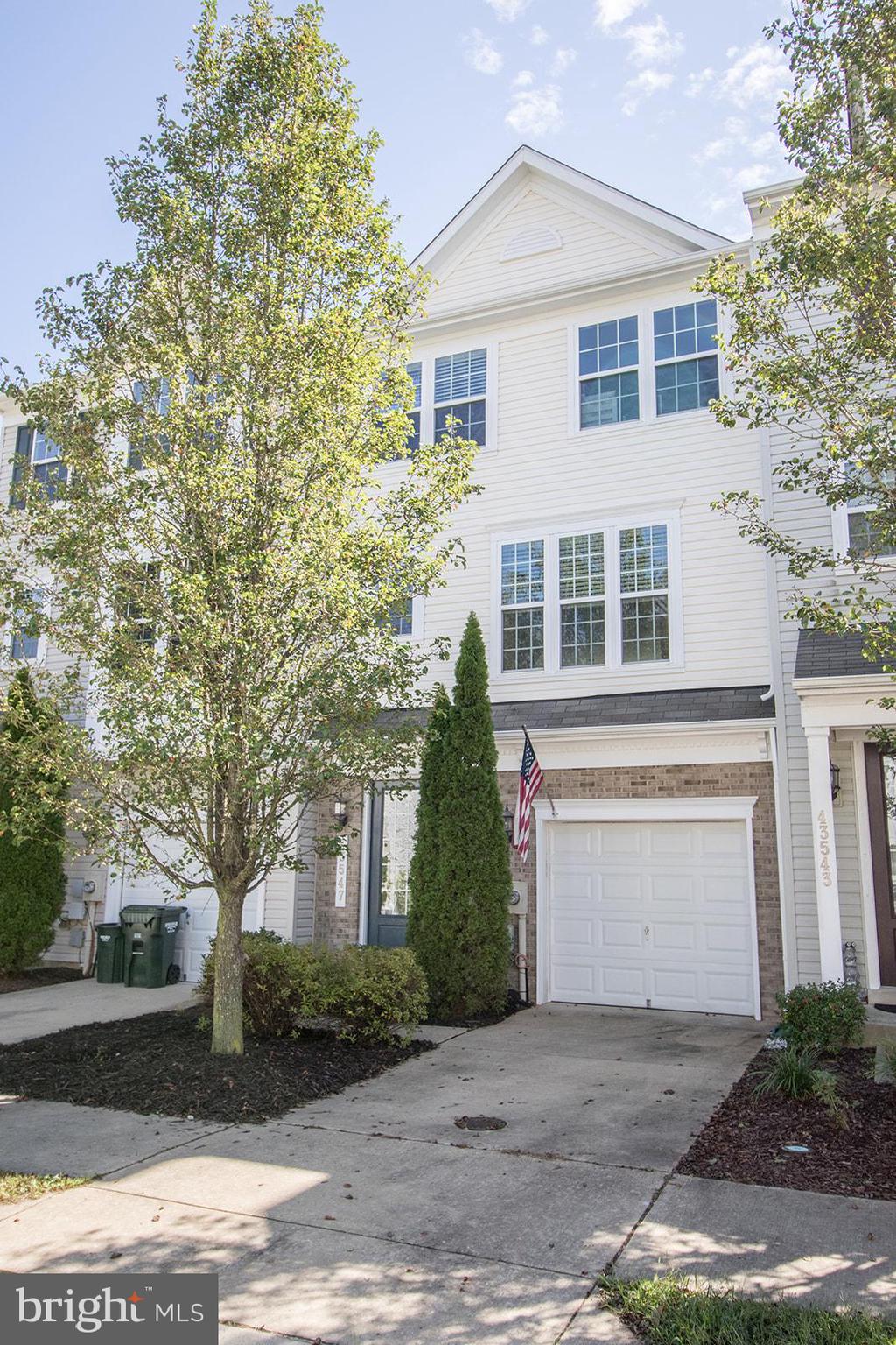 MAGNOLIA PARK AT WILDEWOOD - Residential